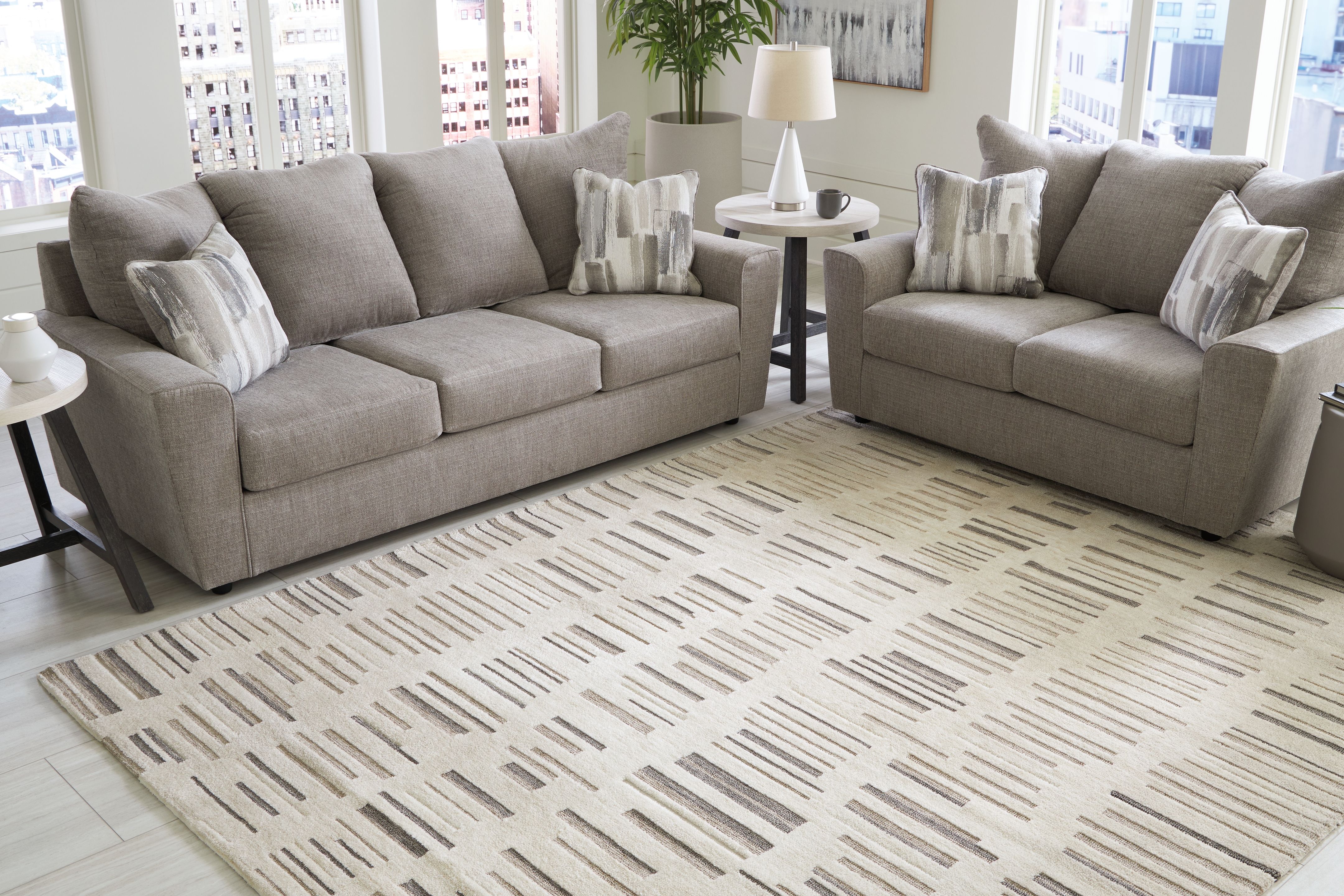 Leesdale - 8' x 10' Rug - Ivory / Brown / Black