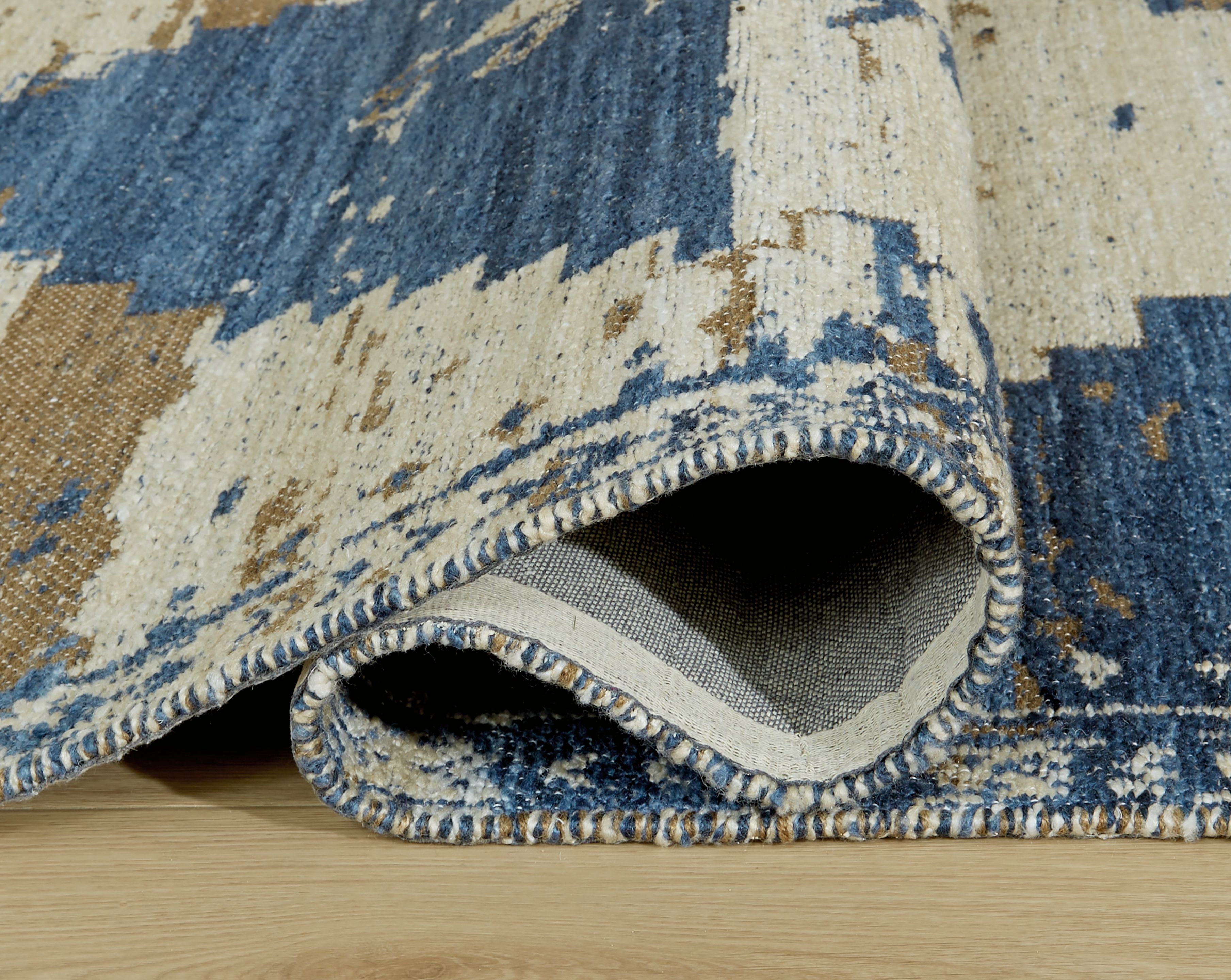 Varnler - 5' x 7' Rug - Blue / Brown / Tan