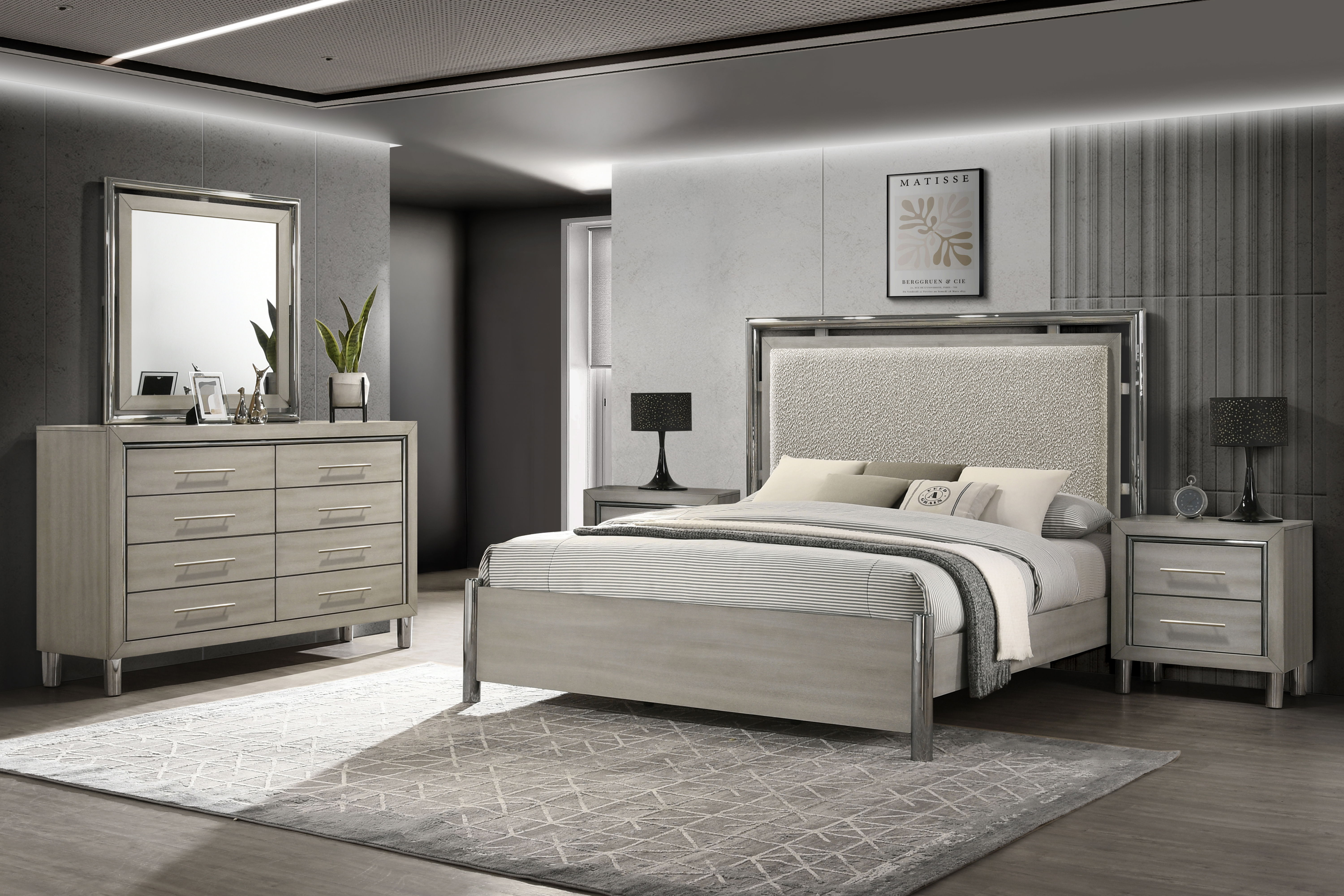 Lennox - 6/6 King 5 Piece Bedroom Set (Bed, Dresser, Mirror, 2 Nightstands) - Gray / Silver