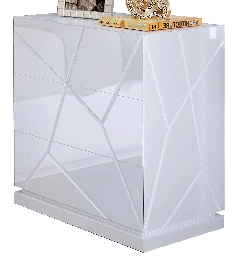 Kiu - 3 Drawer High Nightstand - White