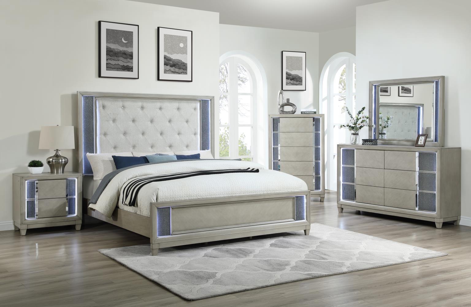 B090 - 3 Piece Bedroom Set (Queen Bed, Dresser, Mirror) - Pearl Silver