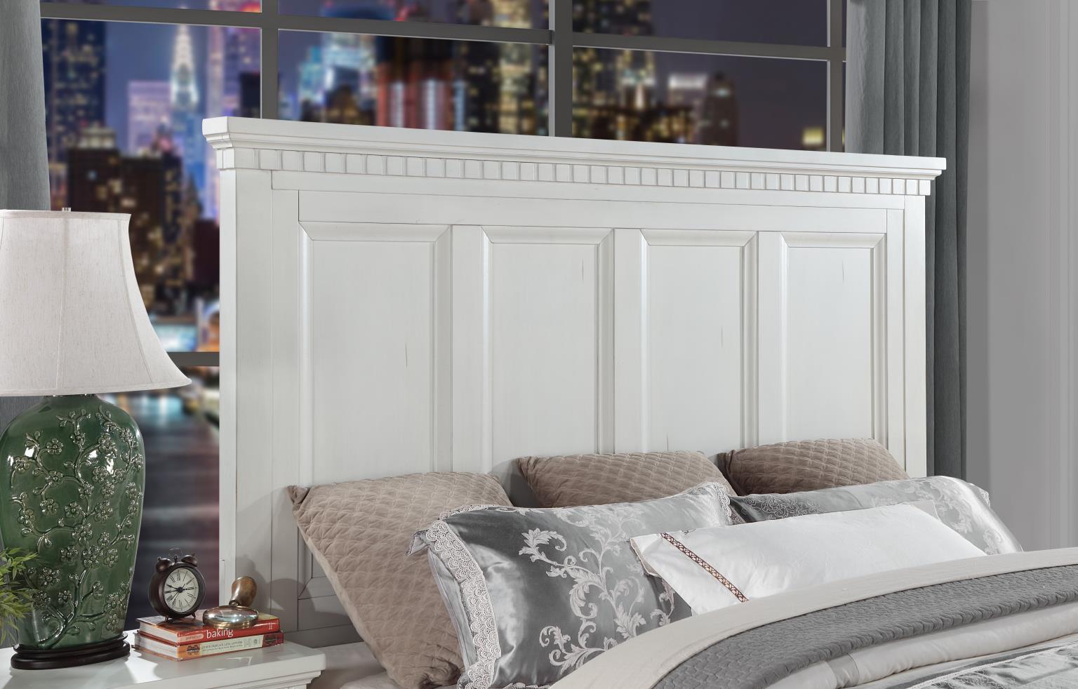 B078 - 3 Piece Bedroom Set (Queen Bed, Dresser, Mirror) - White