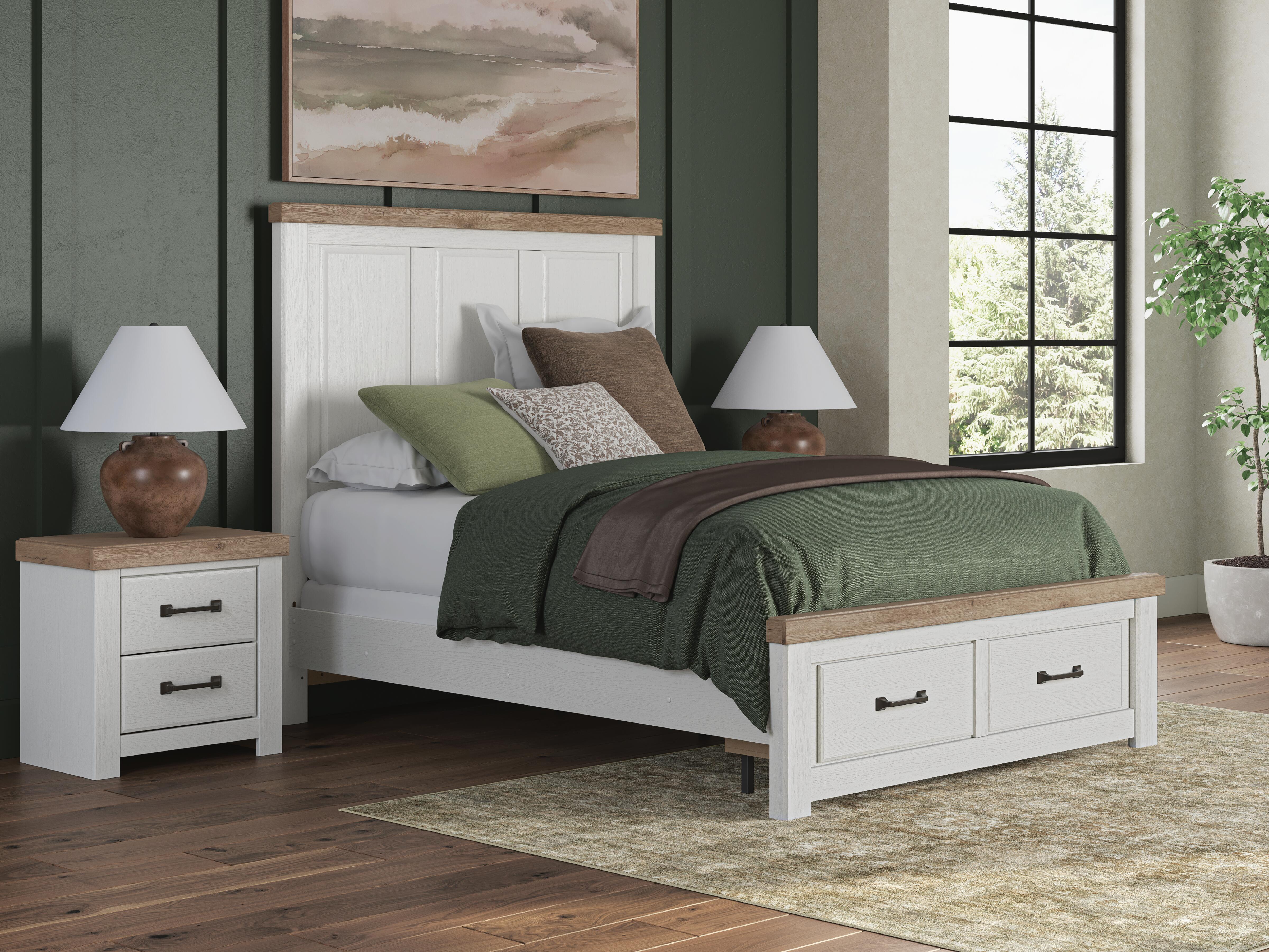 Savonport - Queen Panel Storage Bed With Storage Footboard - White / Brown