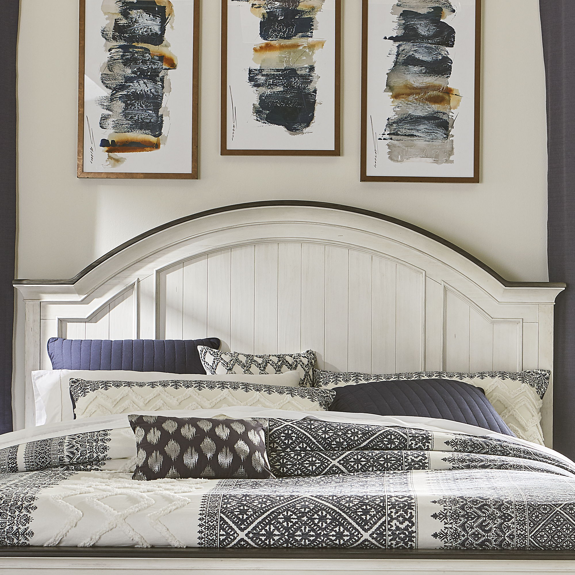 Liberty Furniture Allyson Park - King Arched Panel Headboard - White