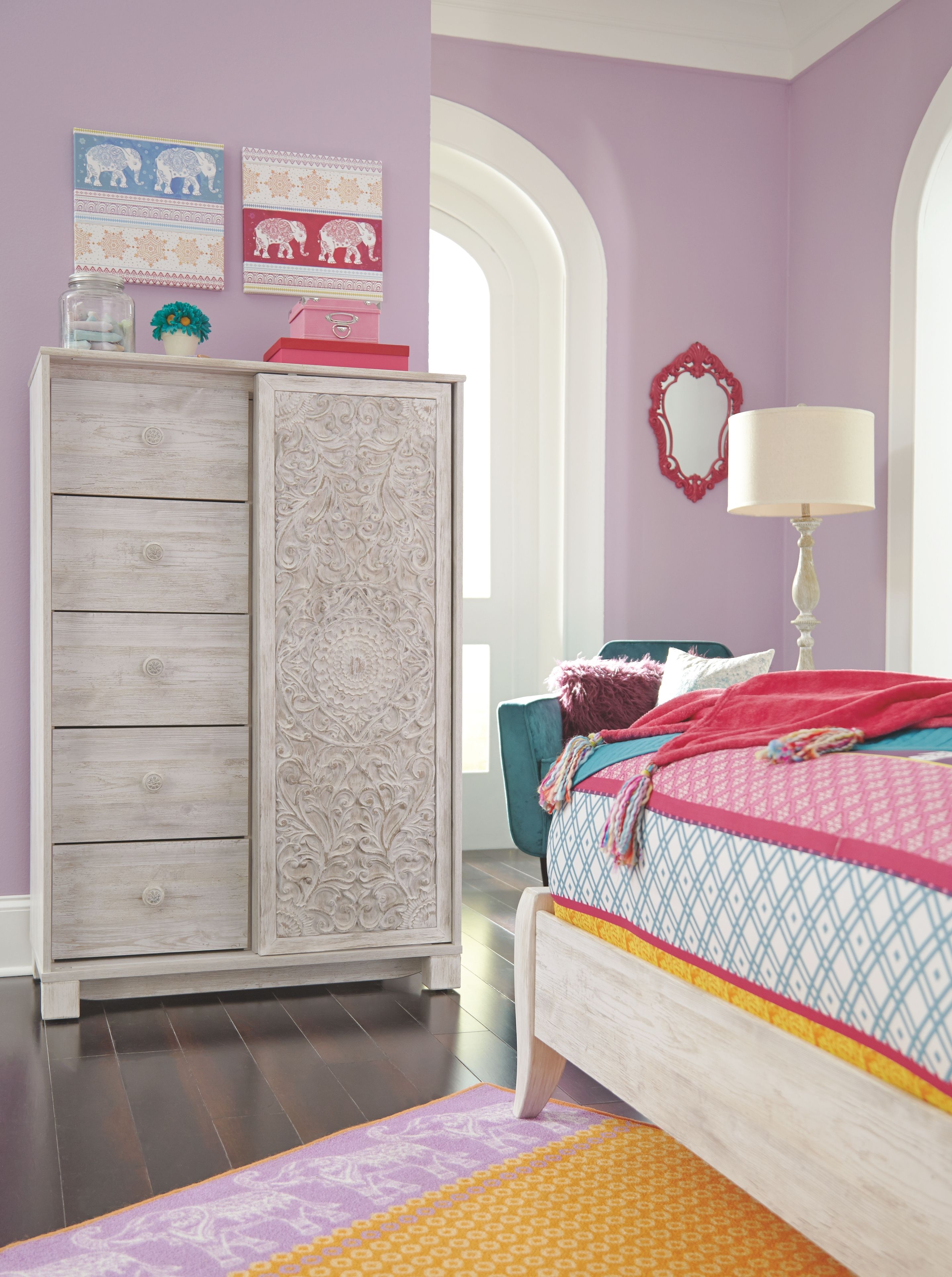 Paxberry - 4 Pc. - Twin Panel Bed, Dressing Chest, Nightstand - Whitewash