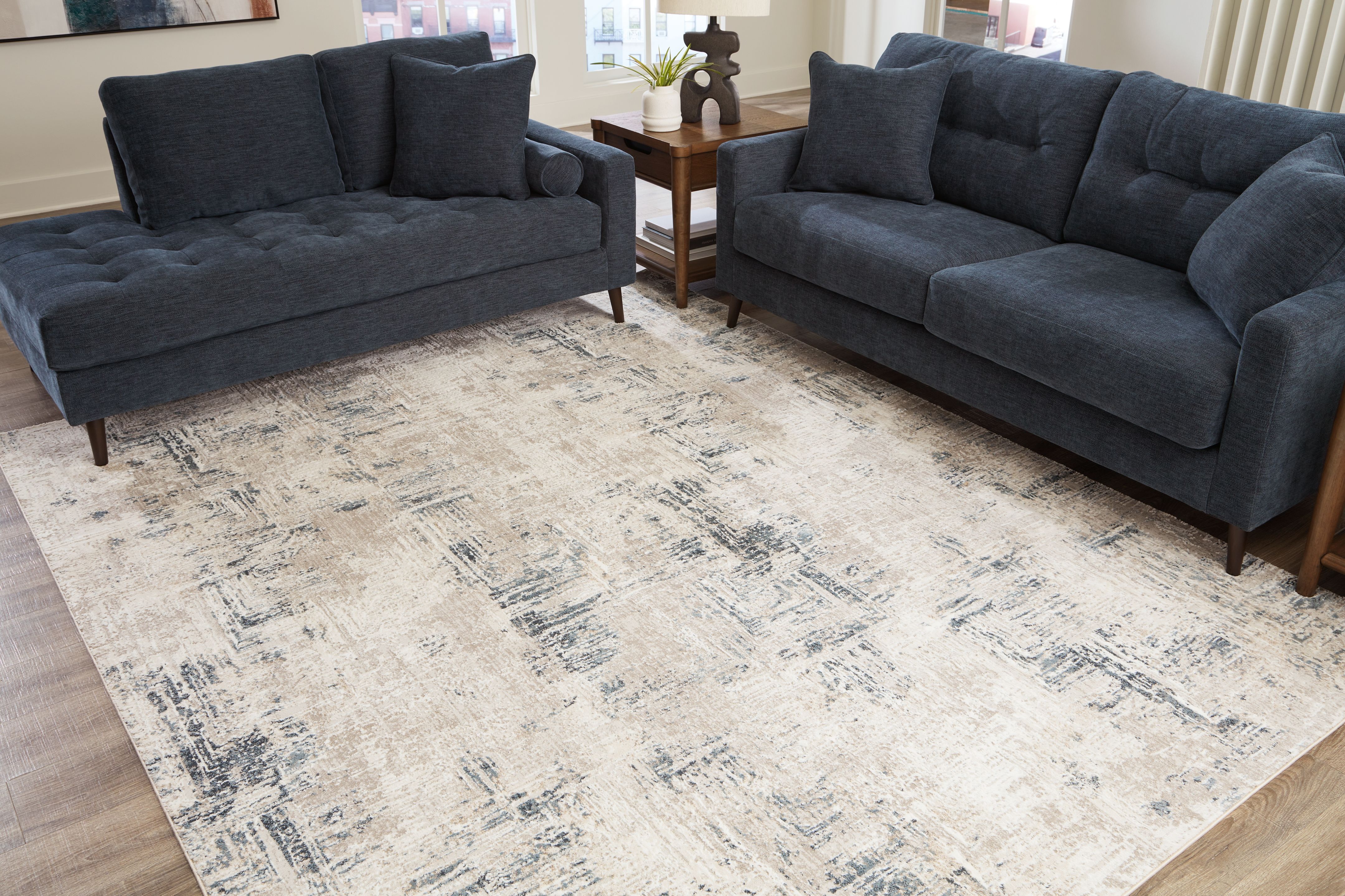 Gentor - 8' x 10' Rug - Blue / Ivory