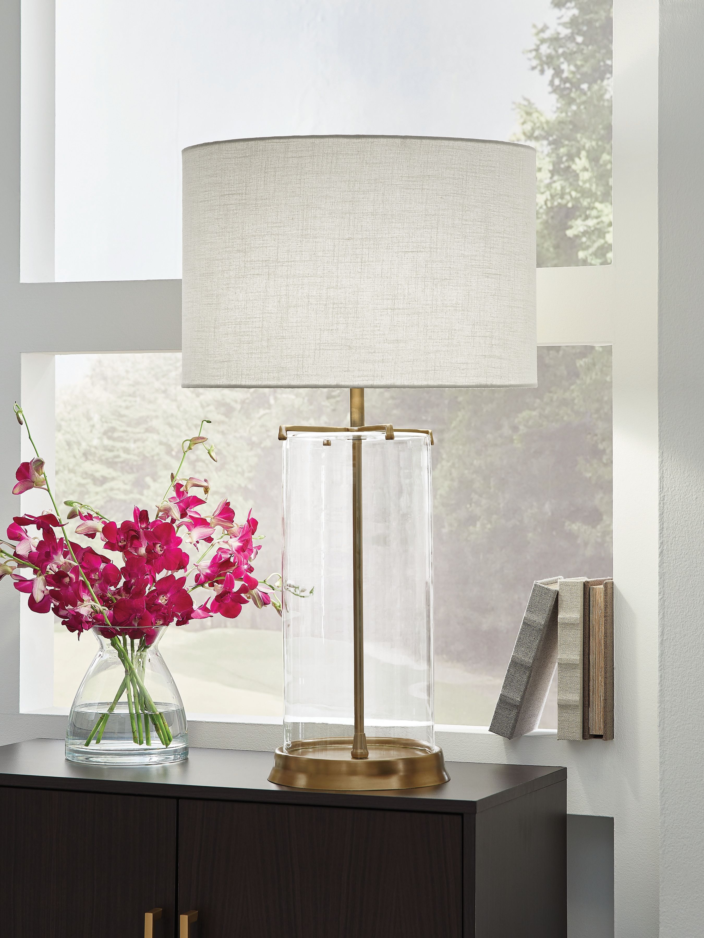 Ashley Furniture Gizeh - Glass Table Lamp - Clear / Gold Finish - Image 2