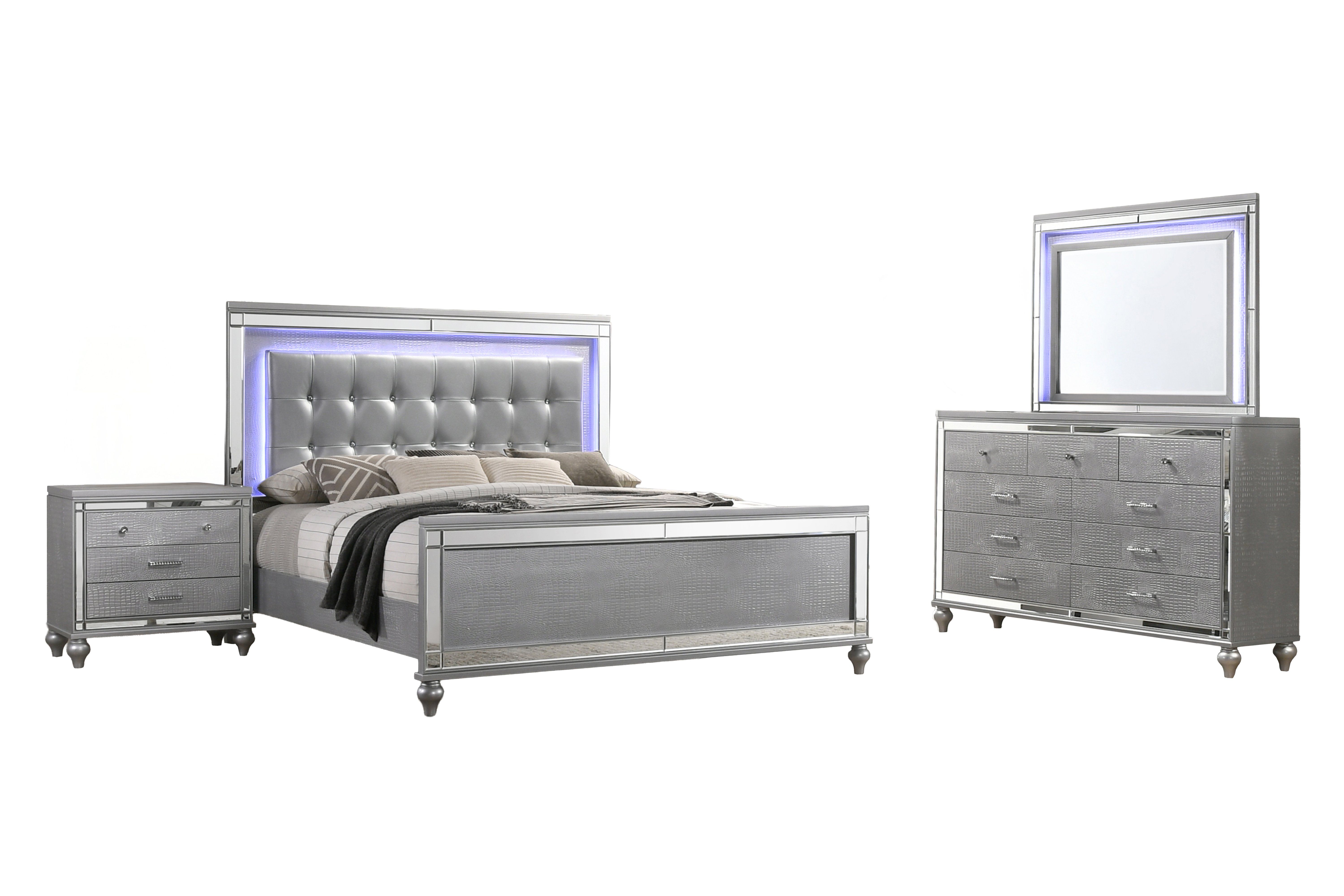 Eastern King · 4 Pc · Bed, Dresser, Mirror, Nighstand