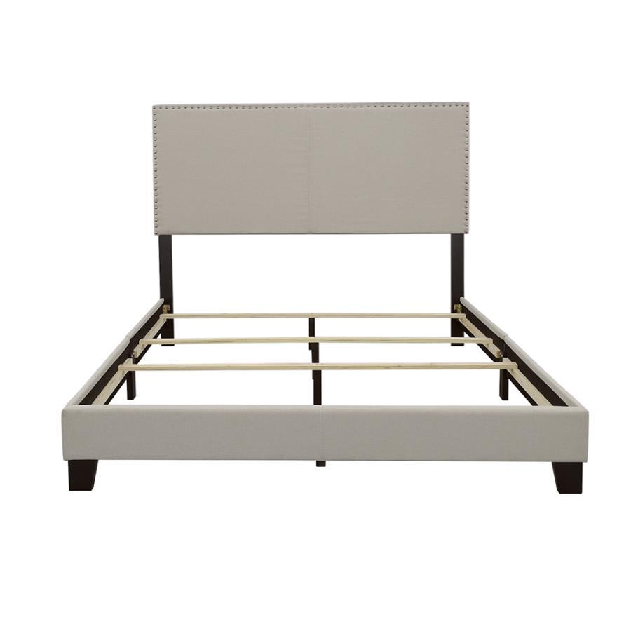 Boyd - Upholstered Queen Panel Bed - Ivory Image