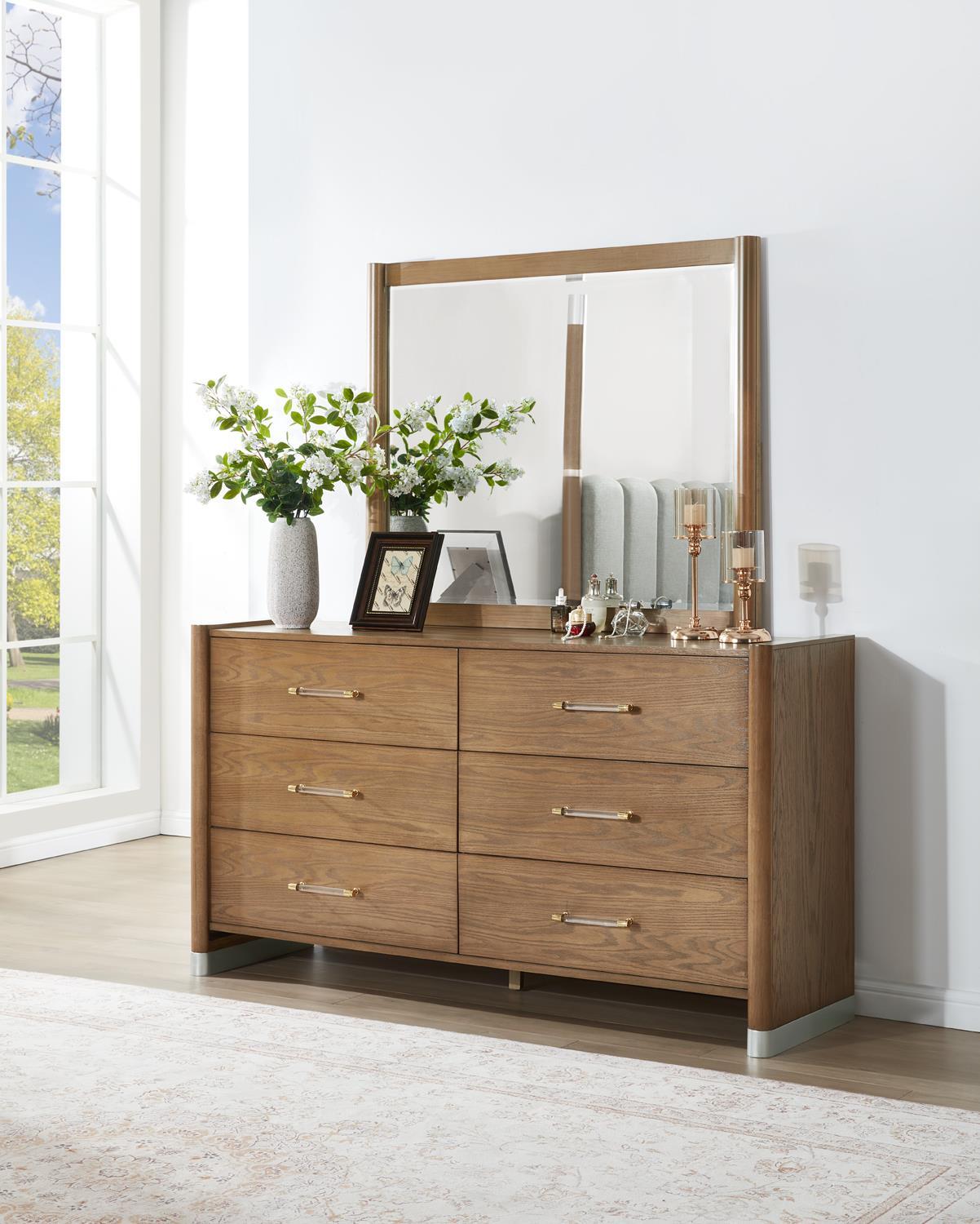 B095 - 3 Piece Bedroom Set (Queen Bed, Dresser, Mirror) - Warm Brown