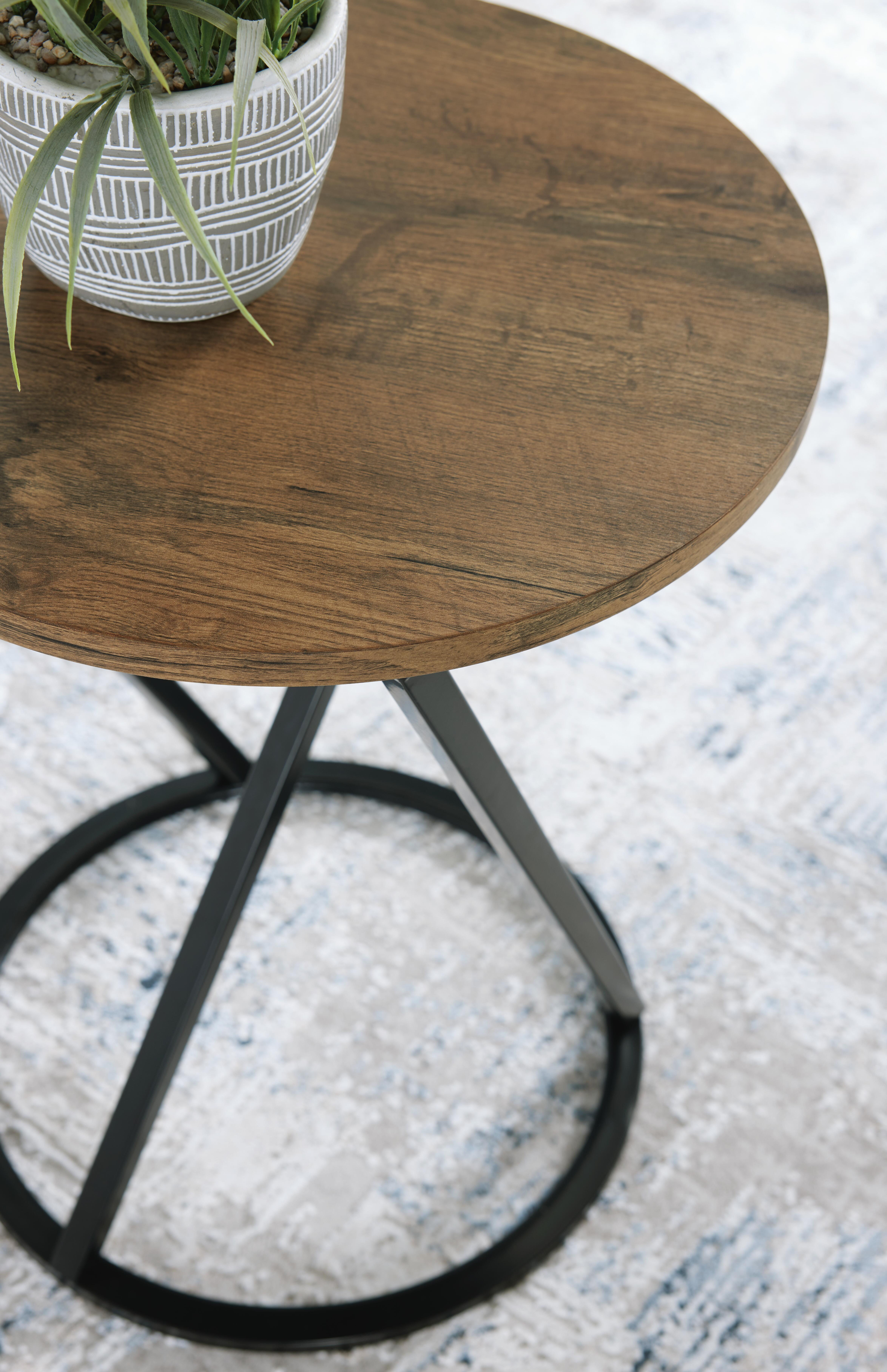 Ashley Furniture Cassbryn - Occasional Table Set (Set of 3) - Brown / Black - Image 5