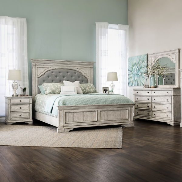 Highland Park - 4 Piece Queen Bedroom Set - Cathedral White