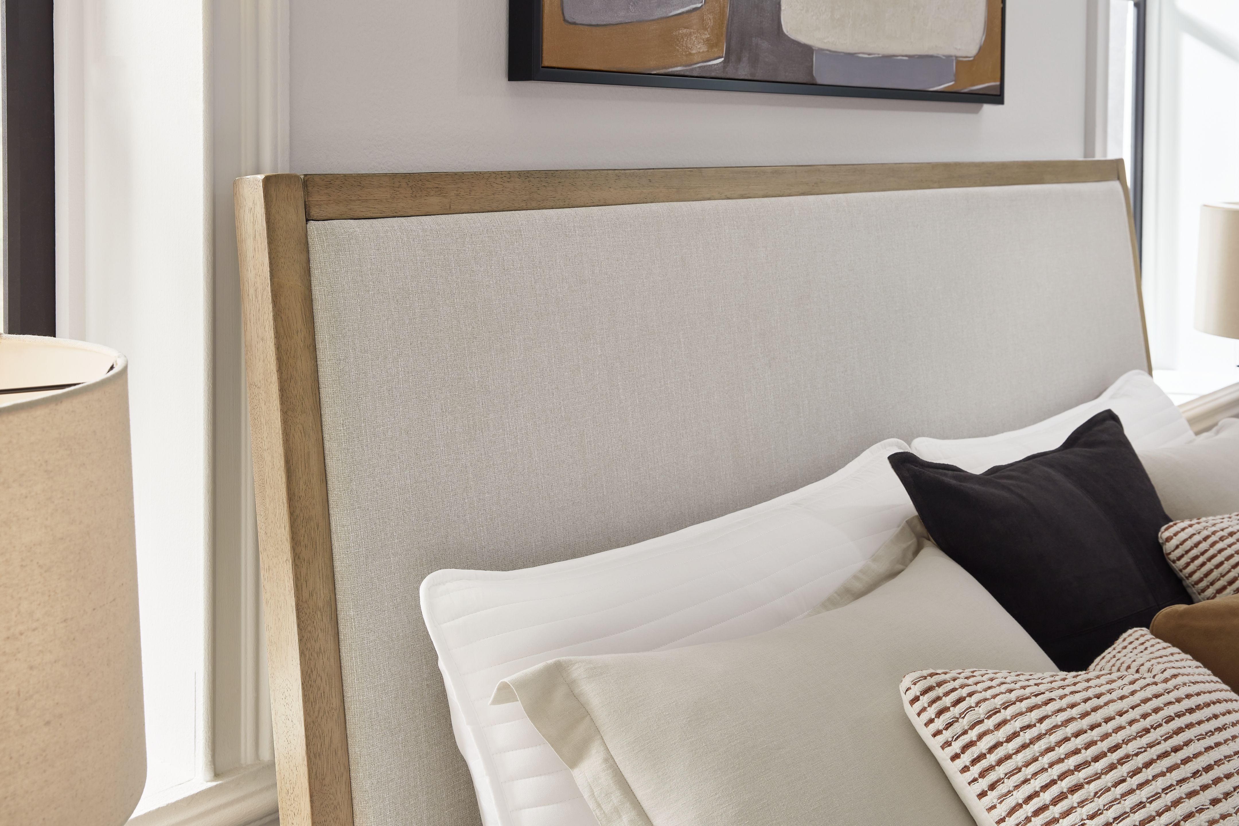 Tomtyn - Queen Upholstered Bed - Light Brown