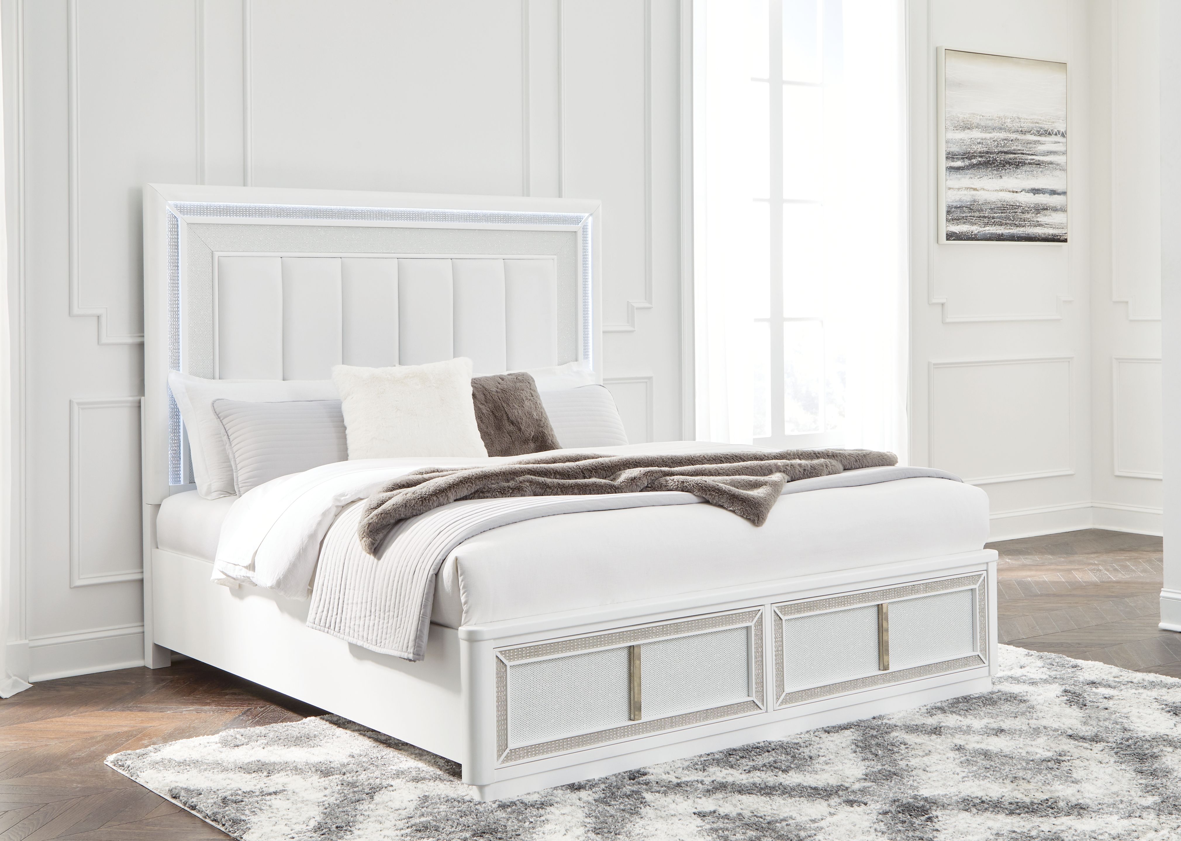 Chalanna - King Upholstered Storage Bed - White