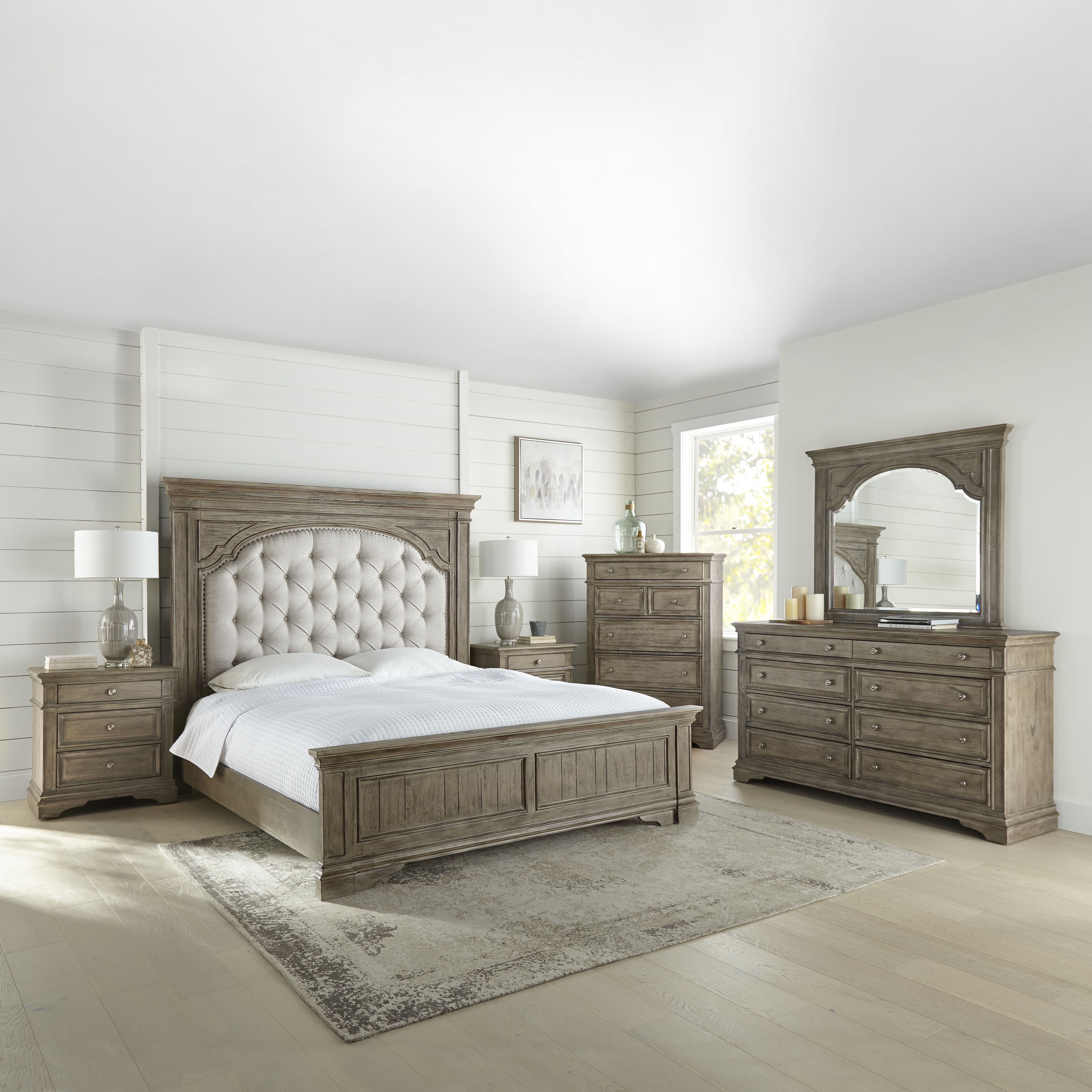Highland Park - 5 Piece Bedroom Set - Driftwood