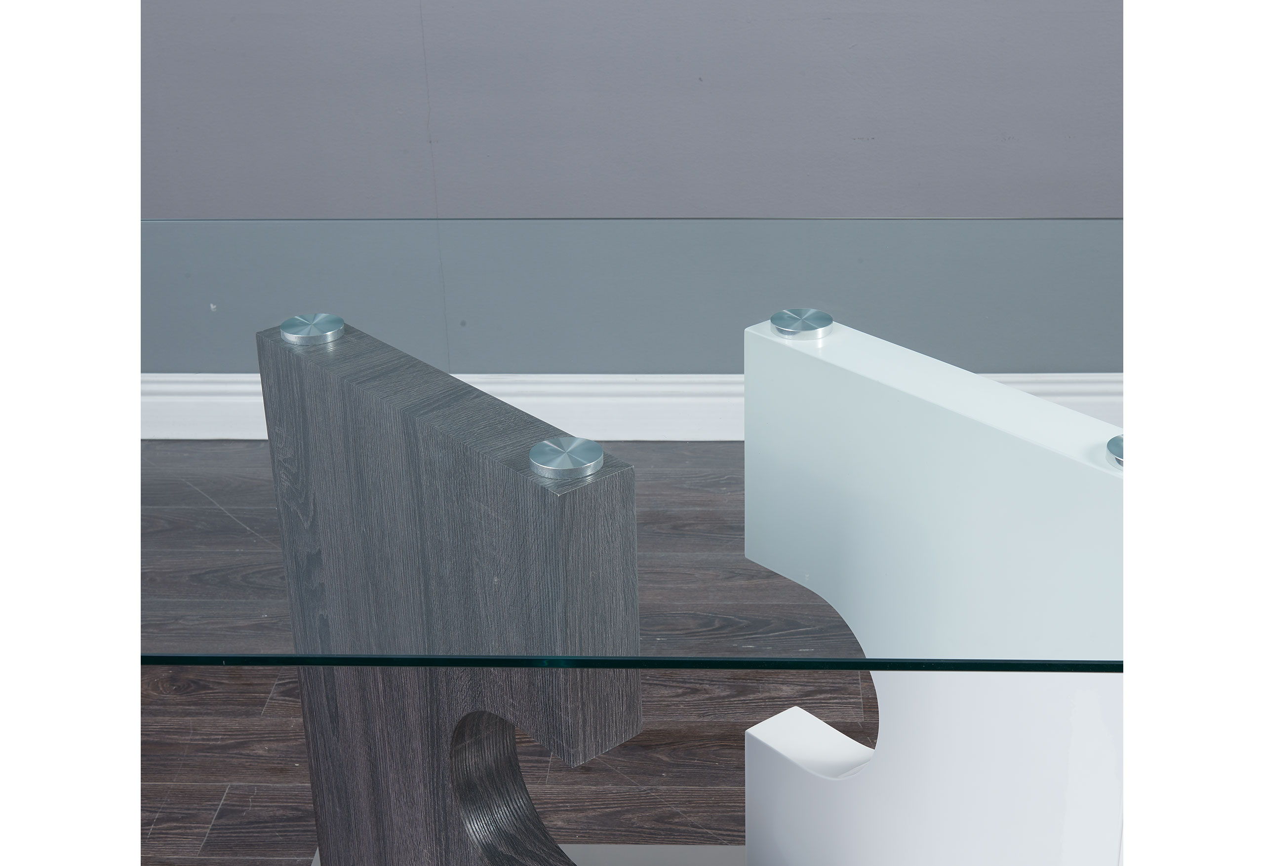 D219 - Dining Table Base - Silver