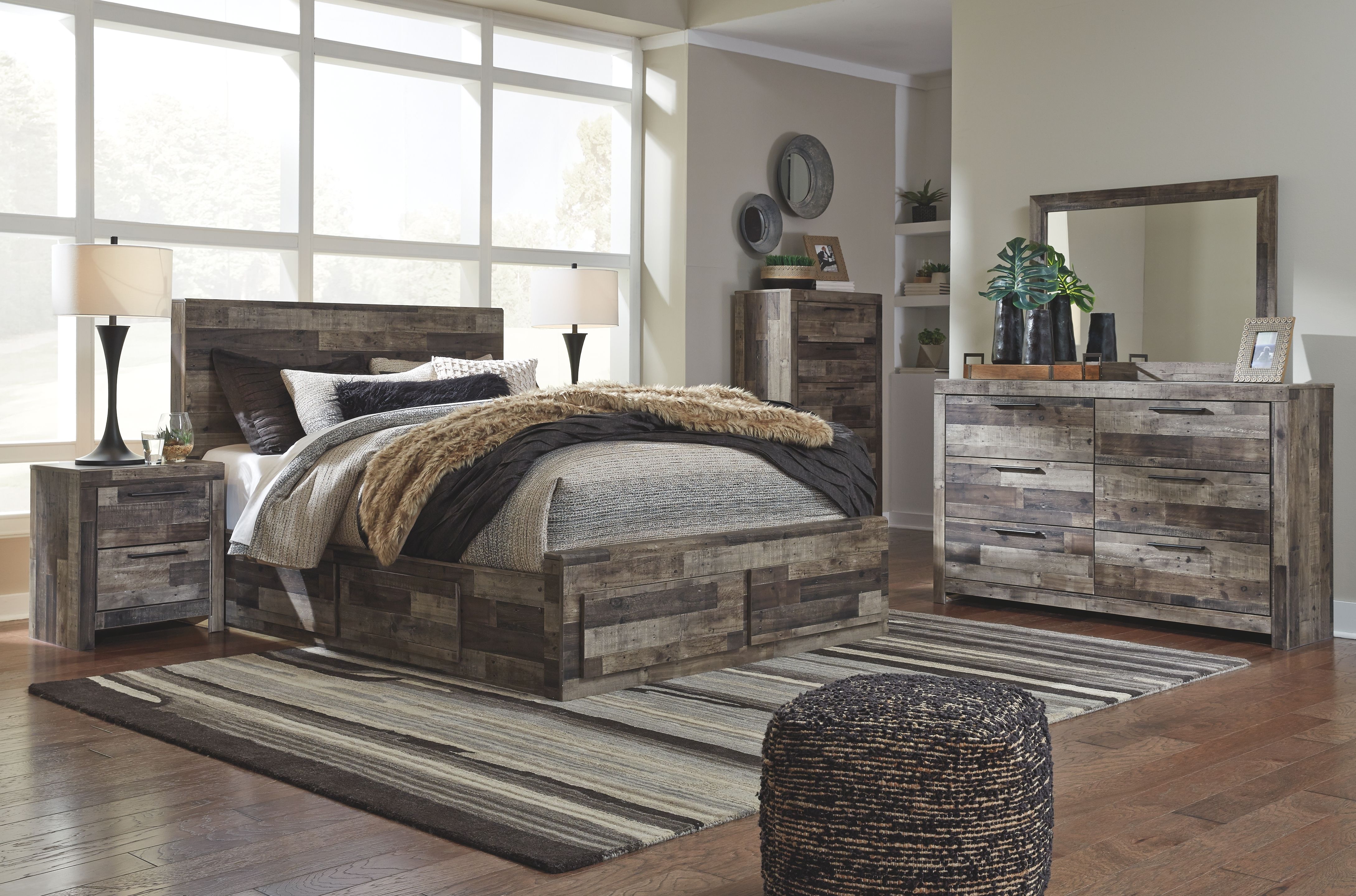 Full · 7 Pc · Dresser, Mirror, Full Panel Bed with 2 Storages