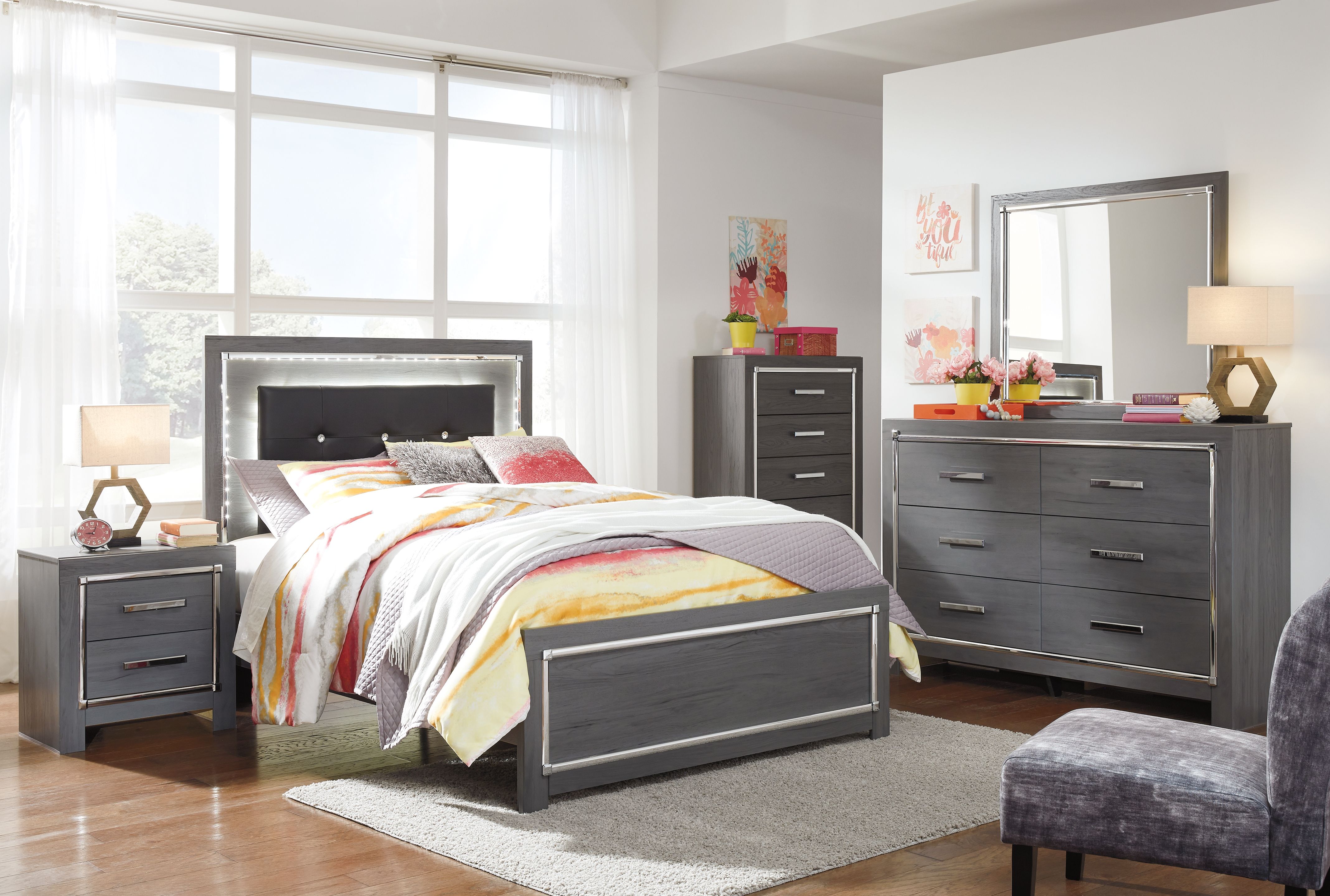 Full · 5 Pc · Dresser, Mirror, Full Panel Bed