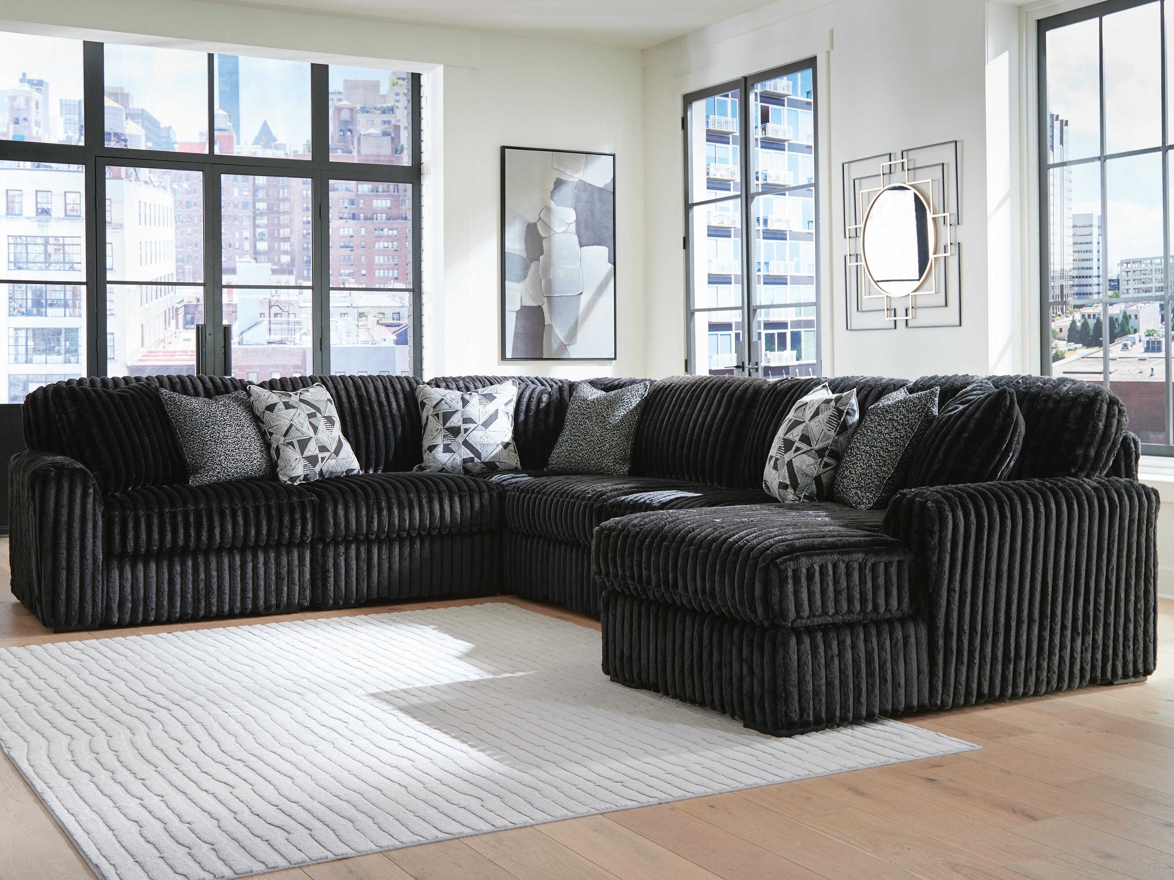 6 Pc · Sectional With RAF Corner Chaise