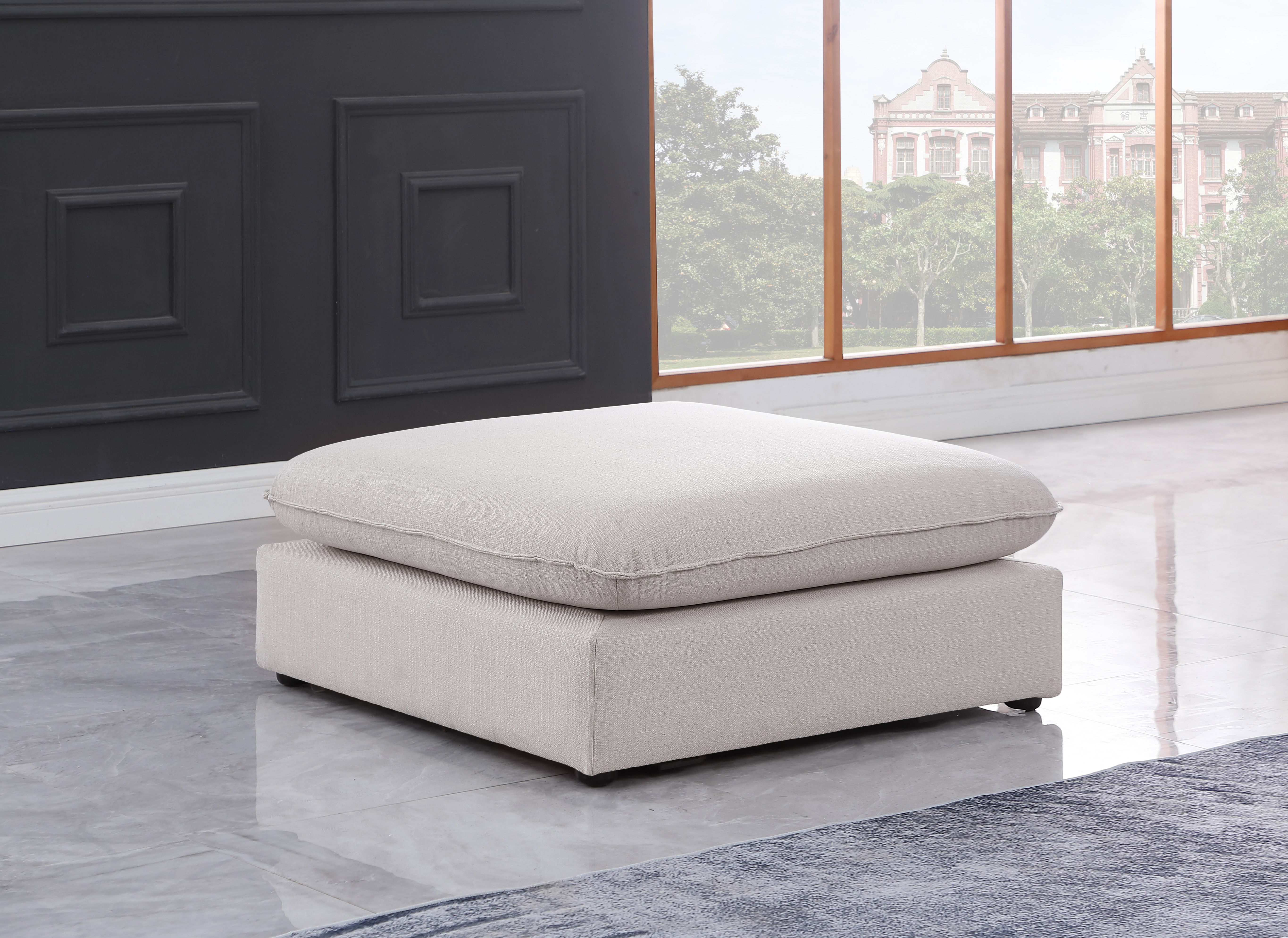 Mackenzie - Ottoman - Beige