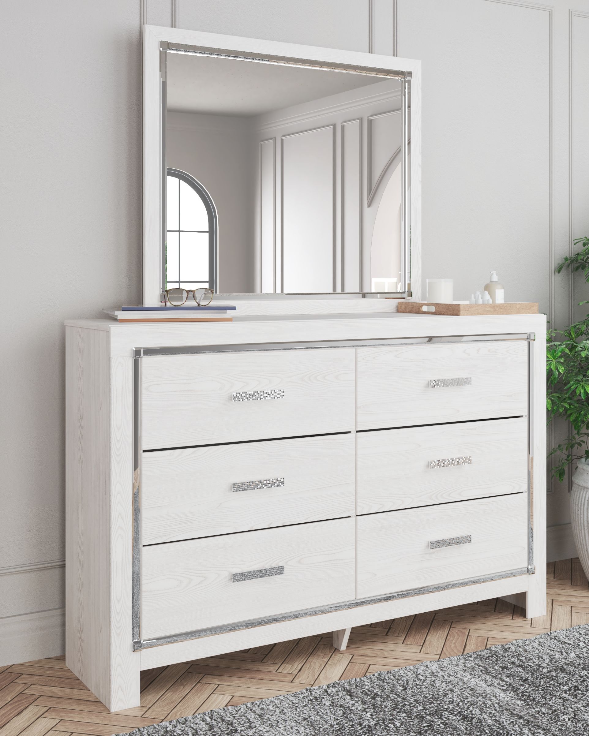 Altyra - 7 Pc. - Dresser, Mirror, Queen Panel Bed, 2 Nightstands - White