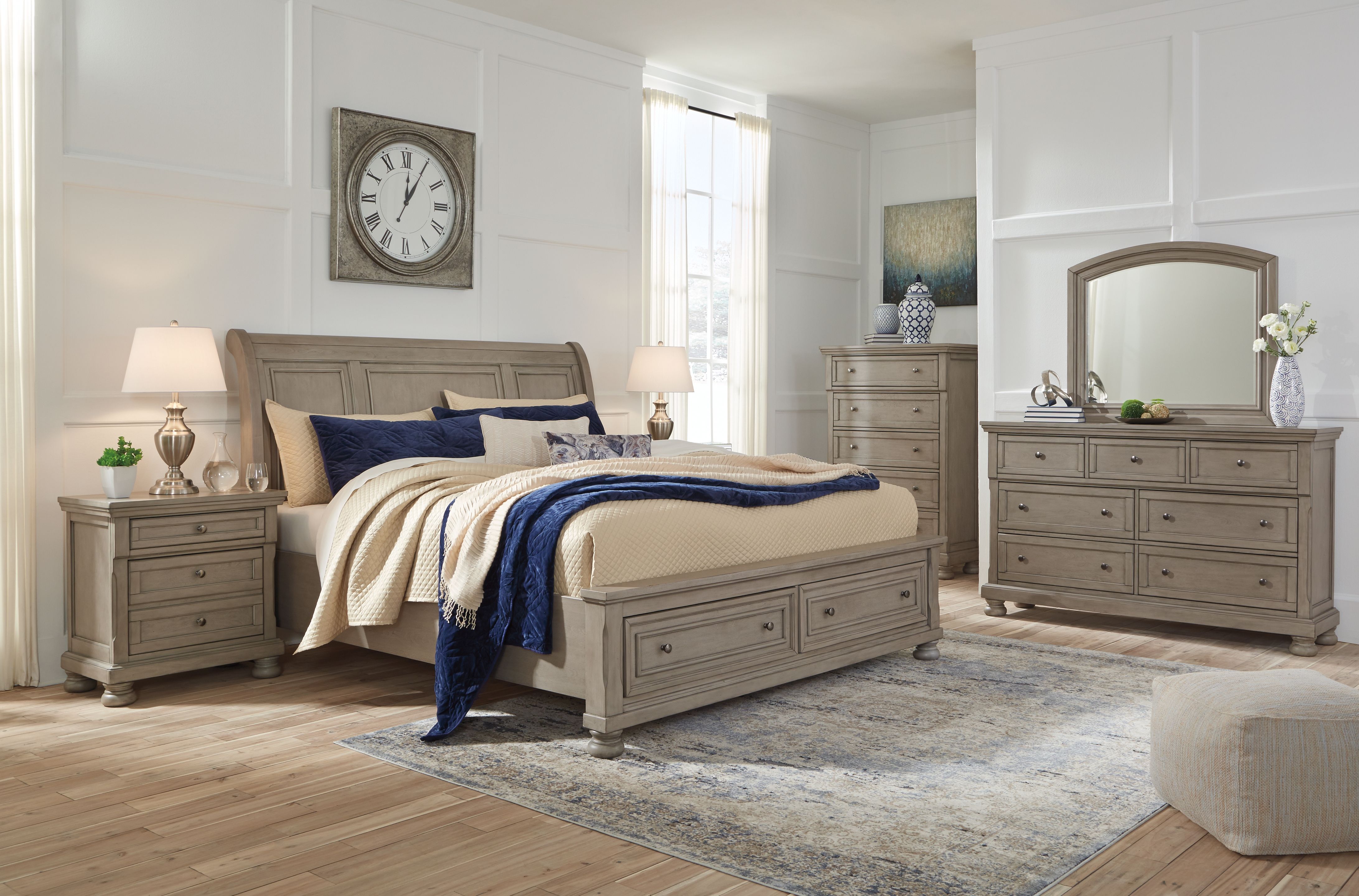 Ashley Furniture Lettner - 7 Drawer Dresser, Mirror - Light Gray - Image 4