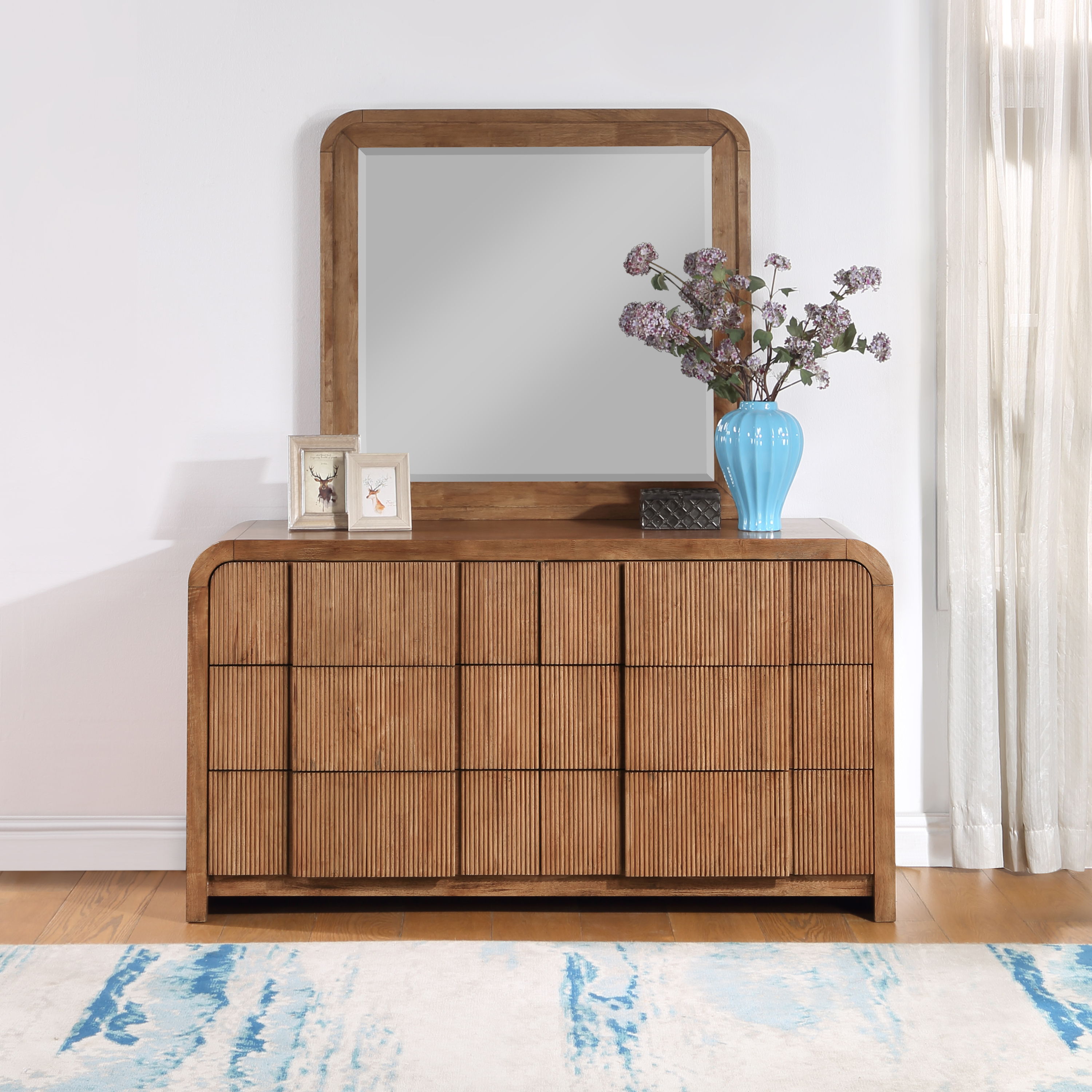 Fluted - Mirror - Walnut