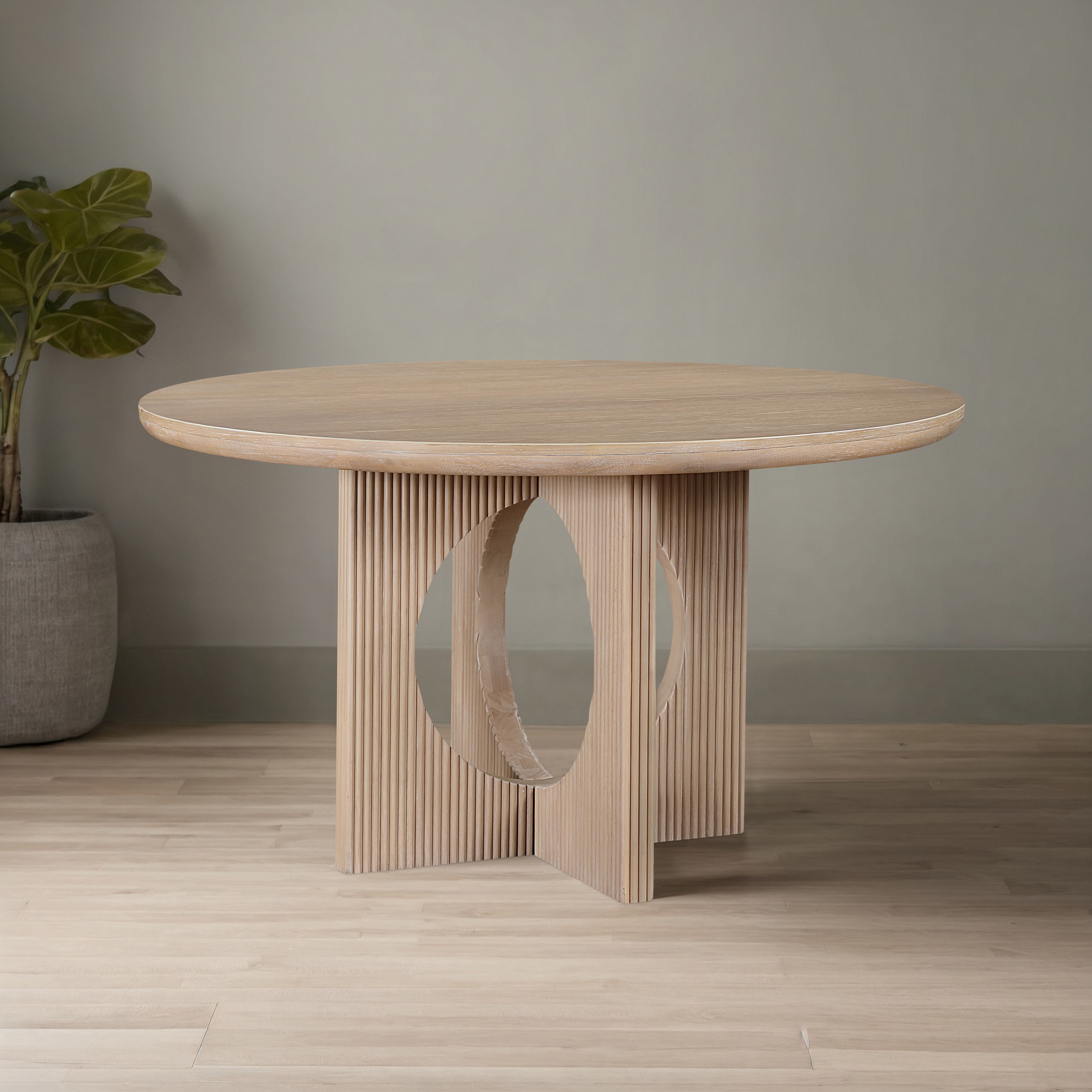 Rivas - Round Dining Table - Natural Oak