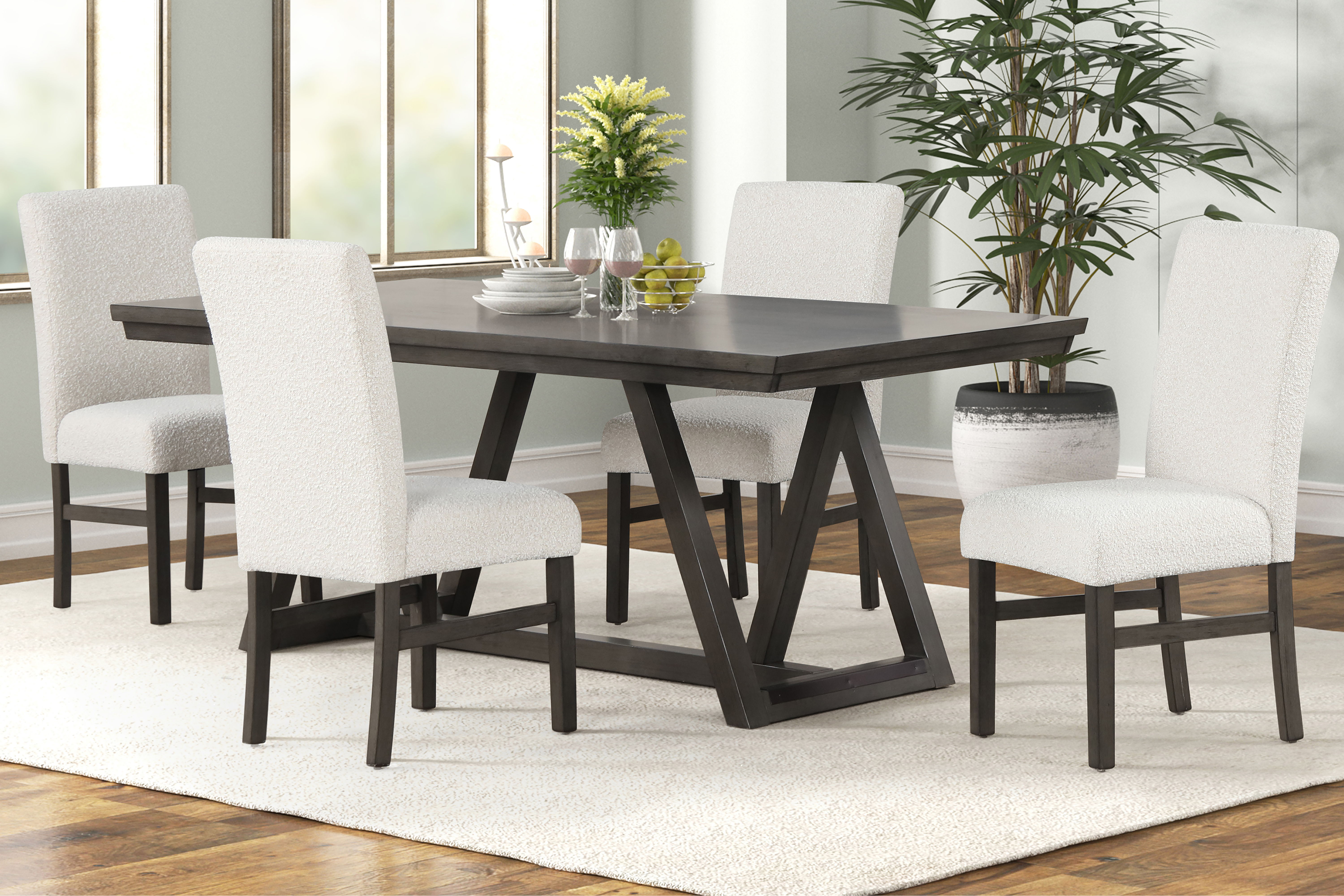 High Line - Dining Table & 4 Chairs - White