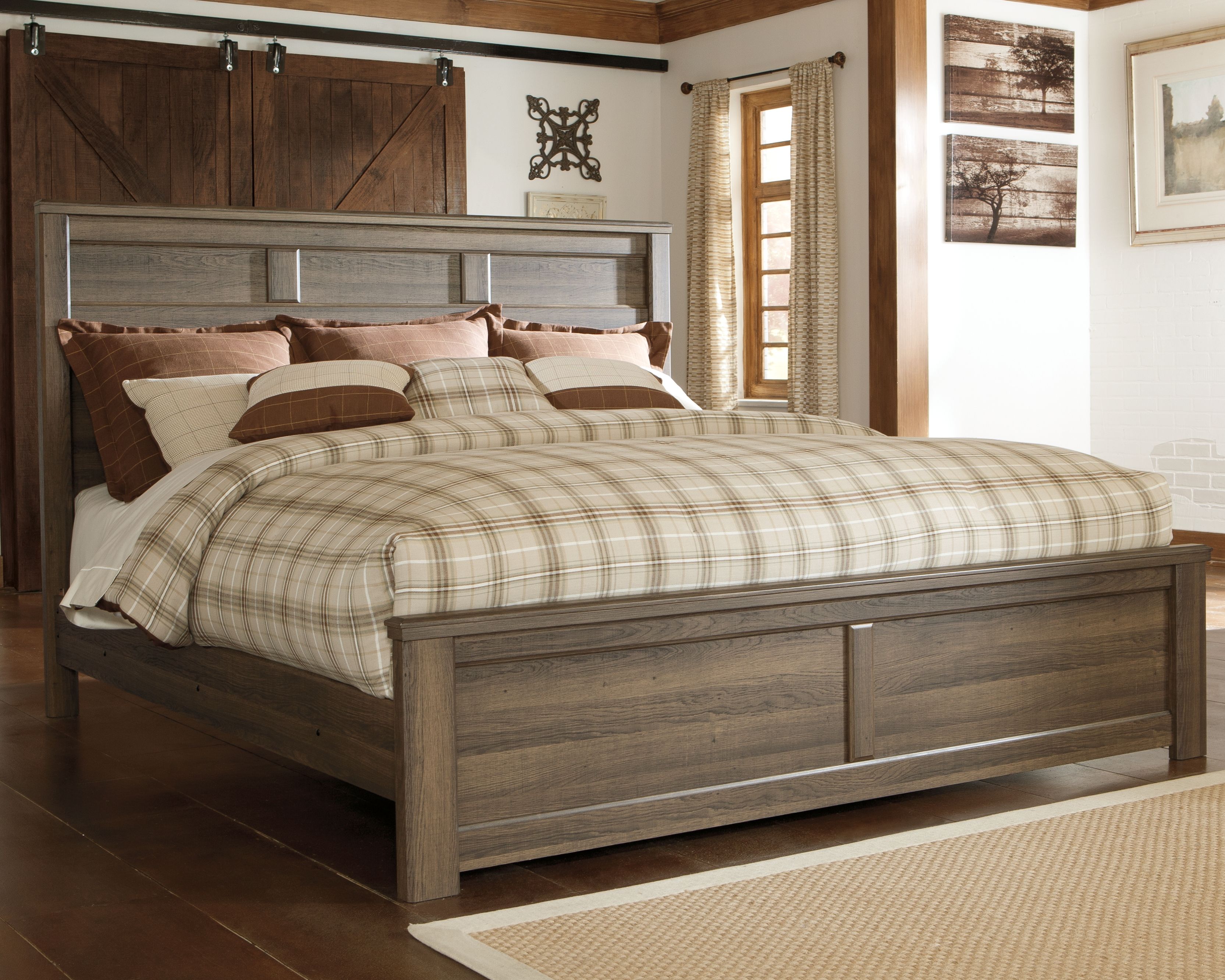 Juararo - California King Panel Bed - Dark Brown