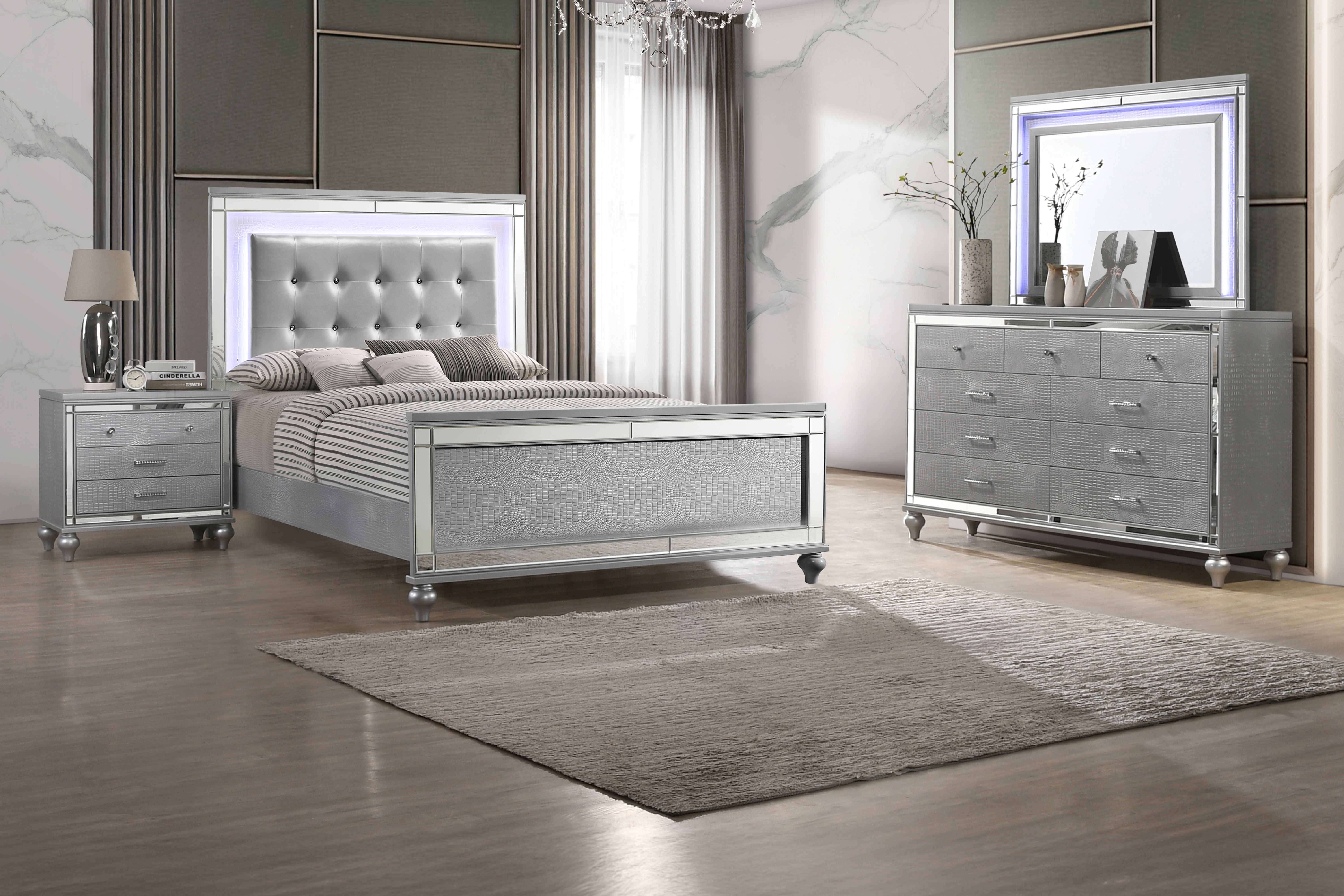 Valentino - Queen 4 Piece Bedroom Set (Bed, Dresser, Mirror, Nighstand) - Silver