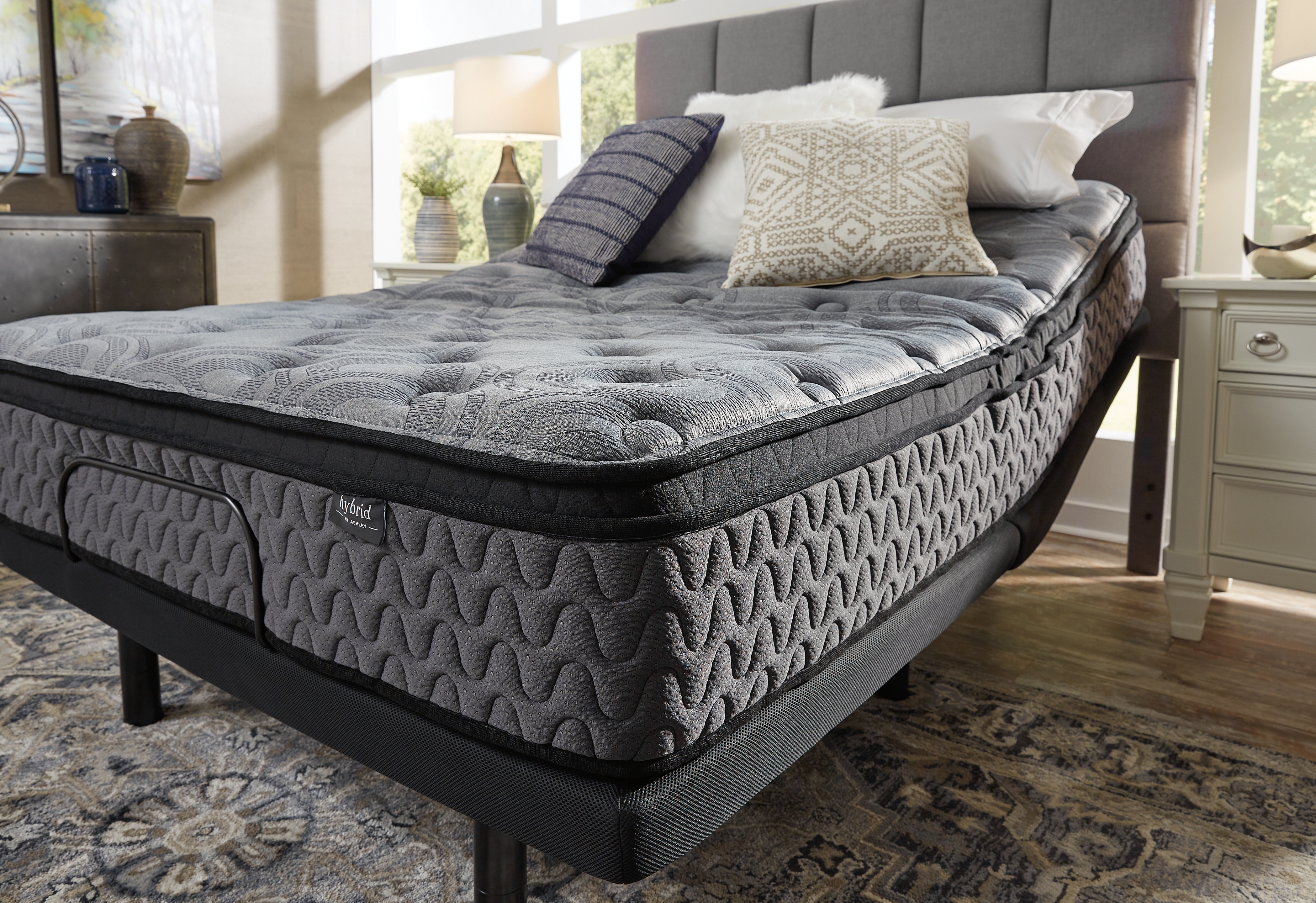 クレストミー M52531 Mattresses | Ohio | Grove Alliance