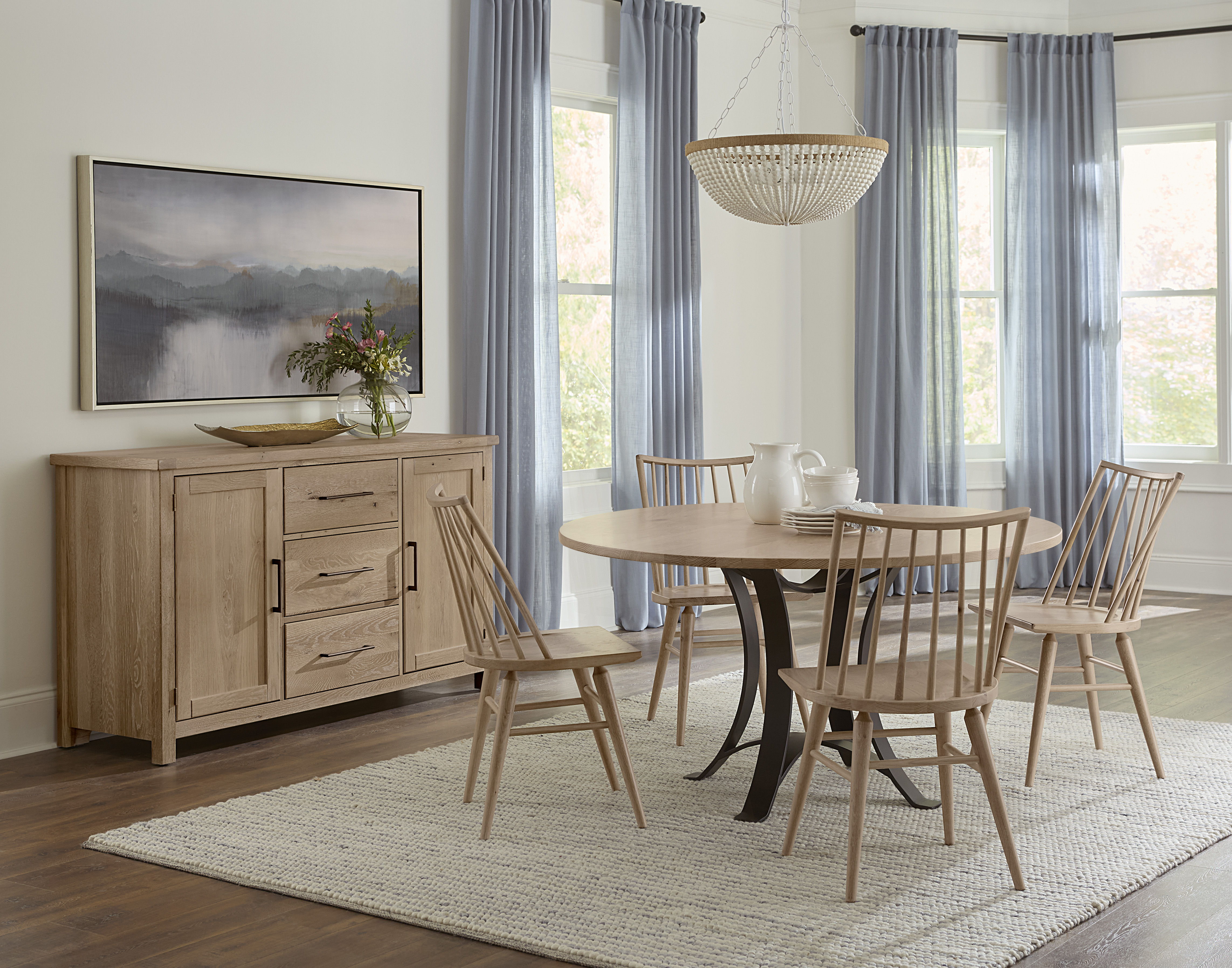Vaughan-Bassett Dovetail - Solid American Oak - Round 48