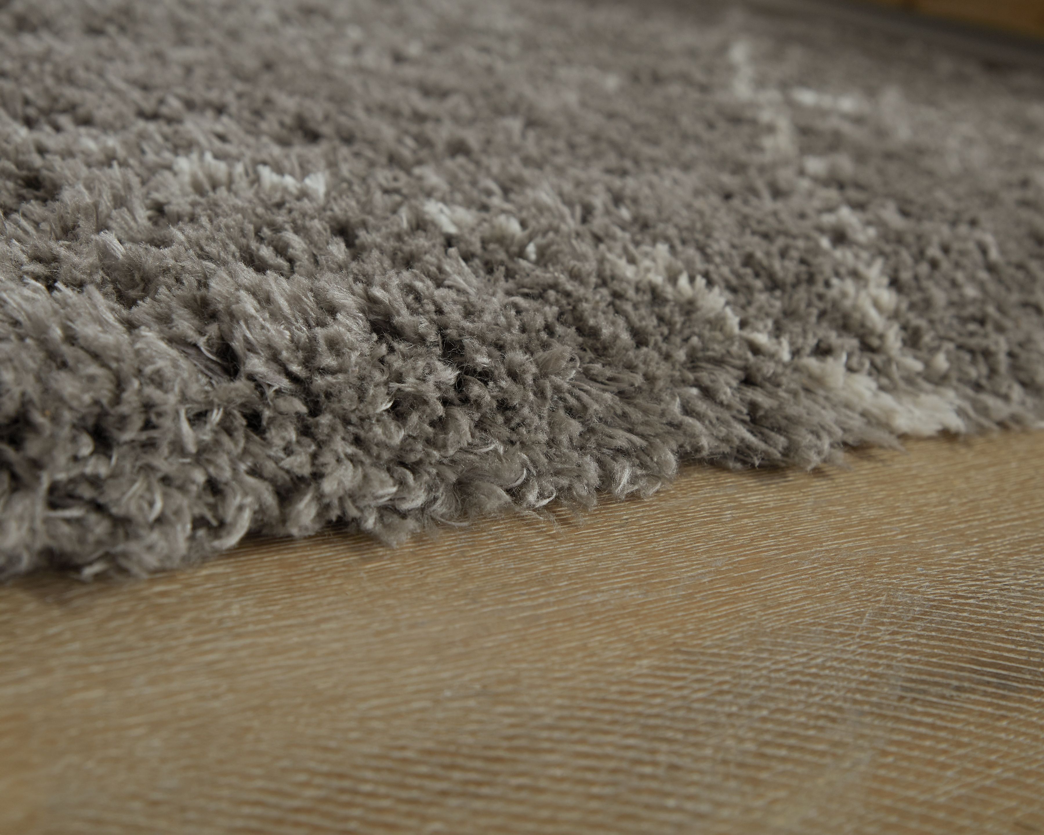 Wrenlow - 8' x 10' Rug - Gray / Cream