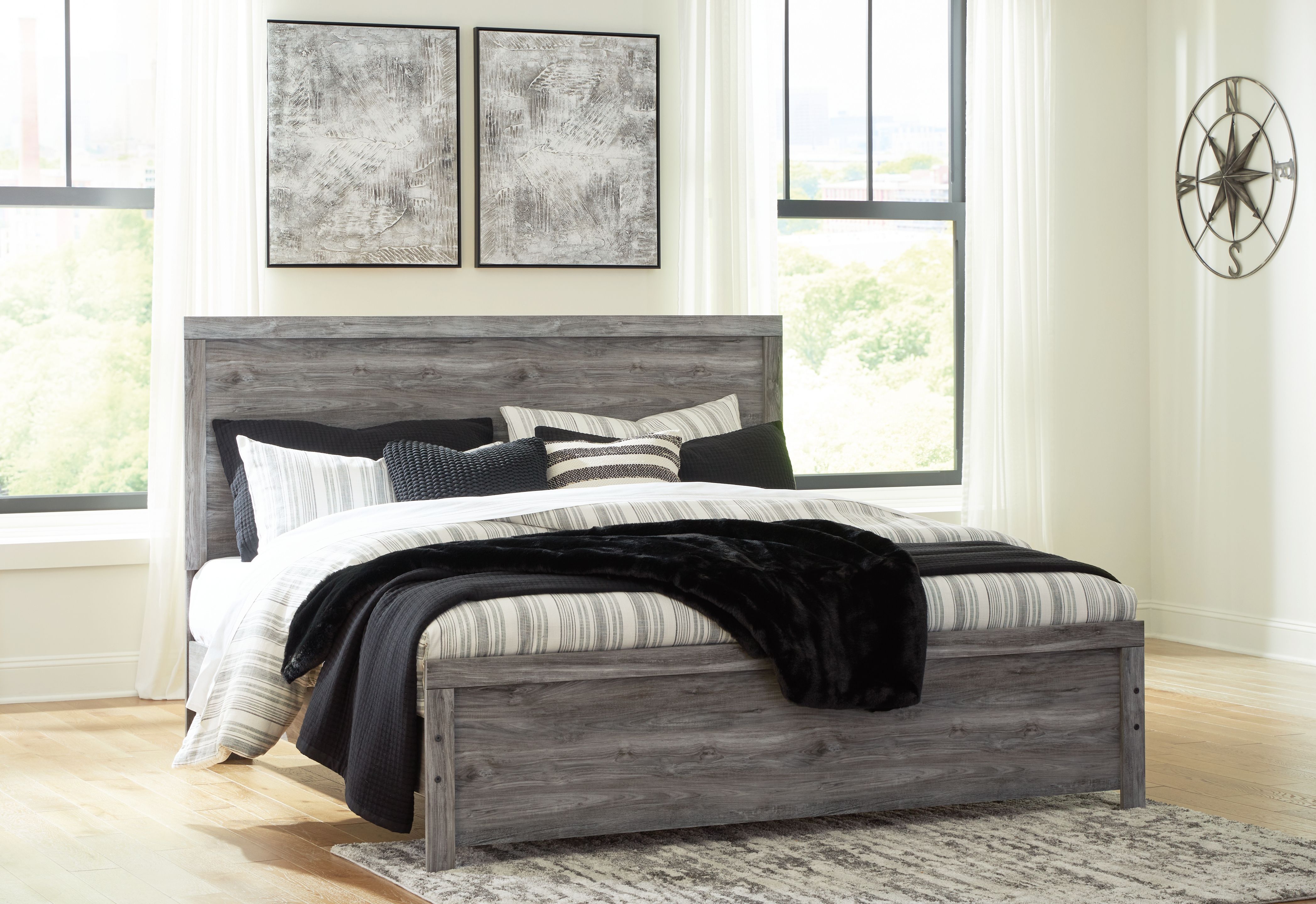 Bronyan - King Panel Bed - Dark Gray
