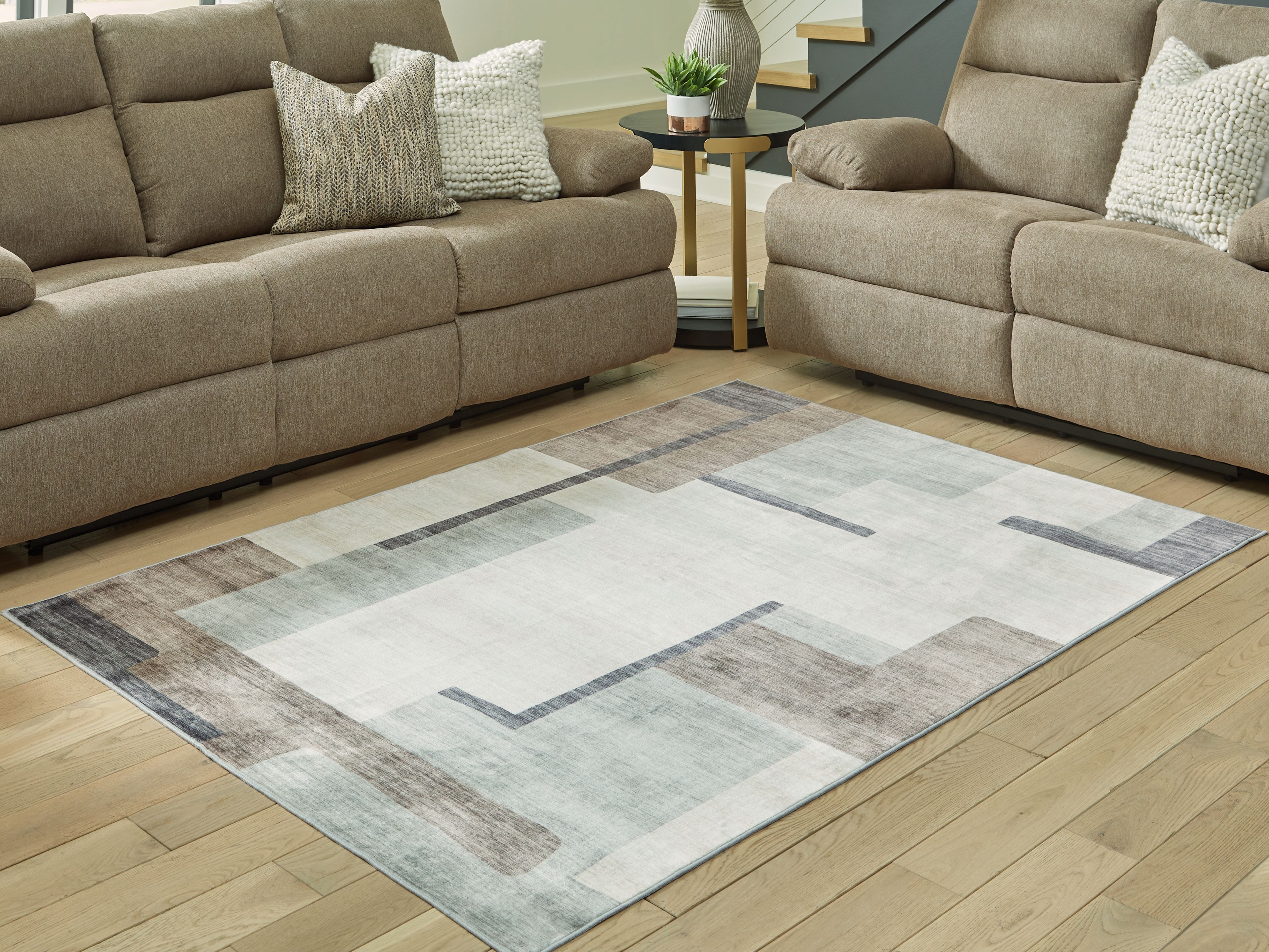 Larkport - 5' x 7' Washable Rug - Cream / Brown / Gray