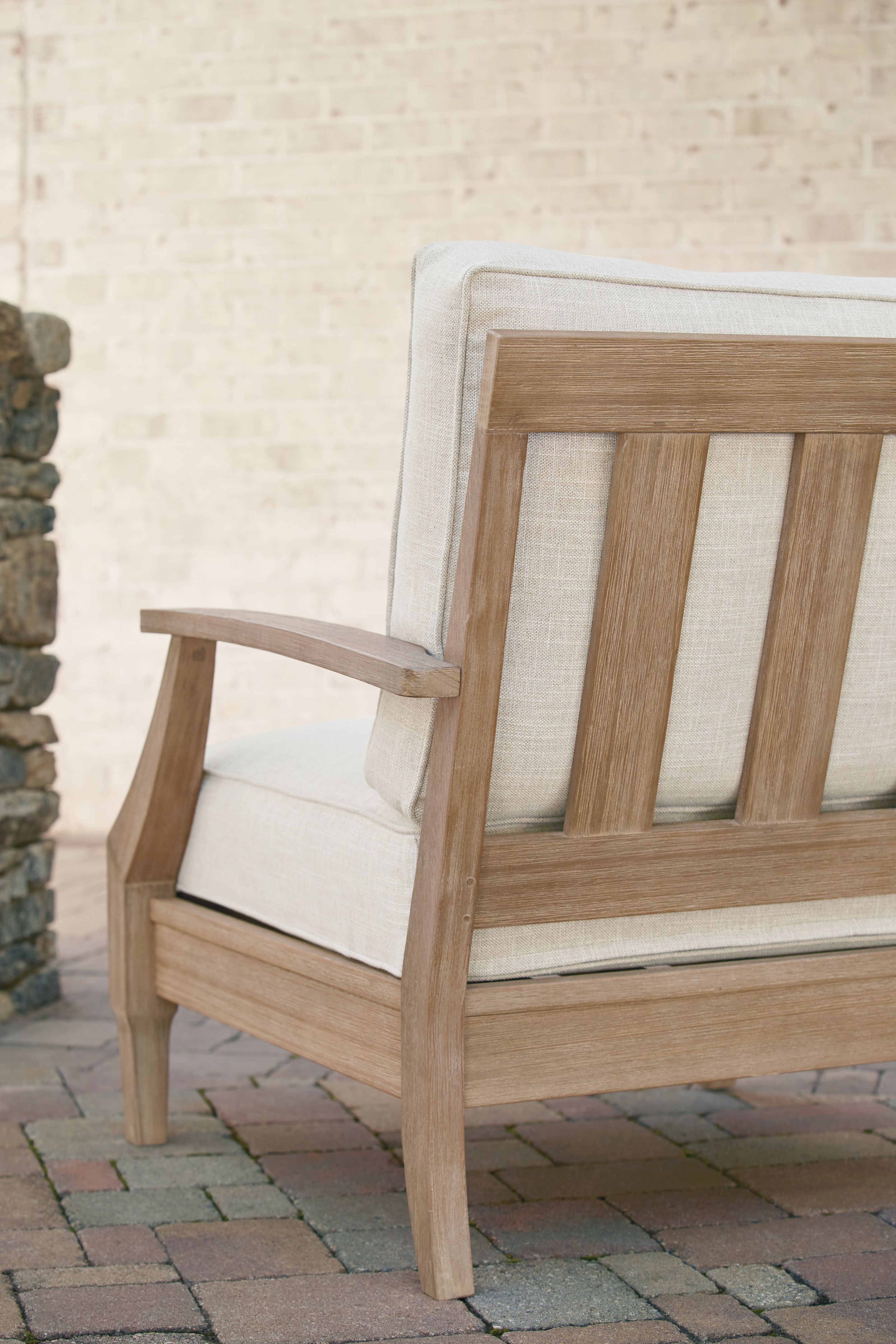 Ashley Furniture Carter Hall - Lounge Chair With Cushion - Beige - Image 5