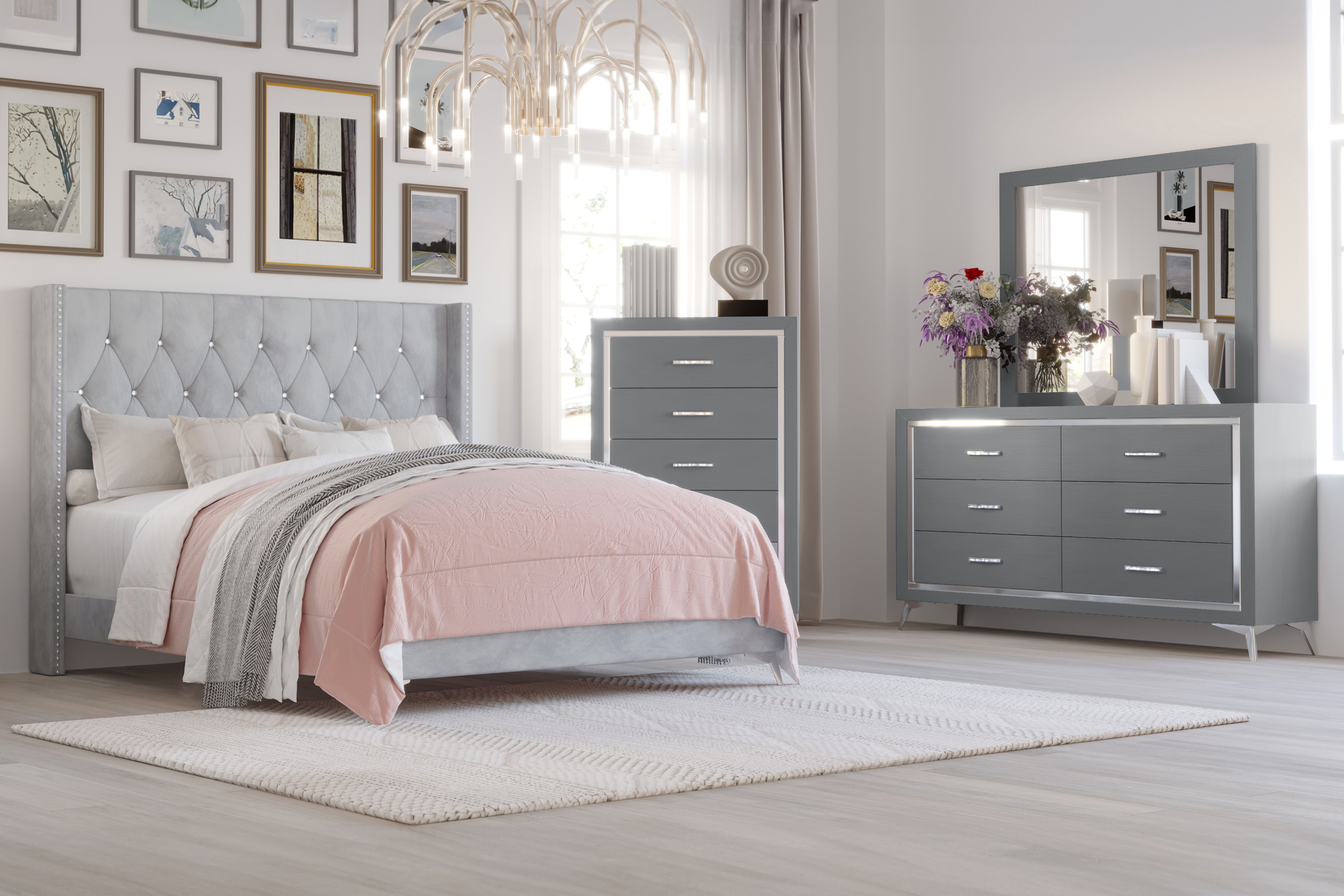 Queen · 4 Pc · Bed & Dresser & Mirror & Chest