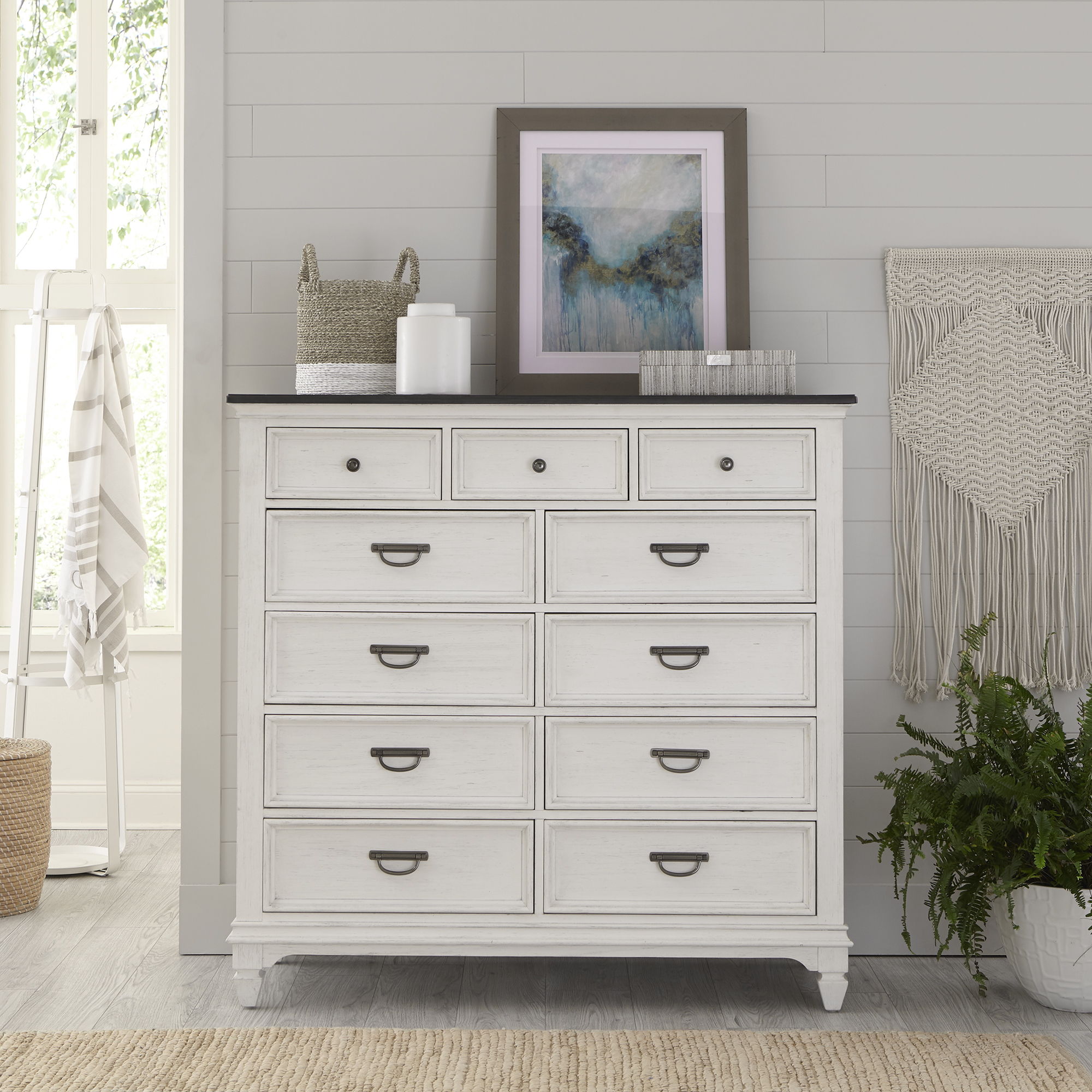 Liberty Furniture Allyson Park - 11 Drawer Chesser - White