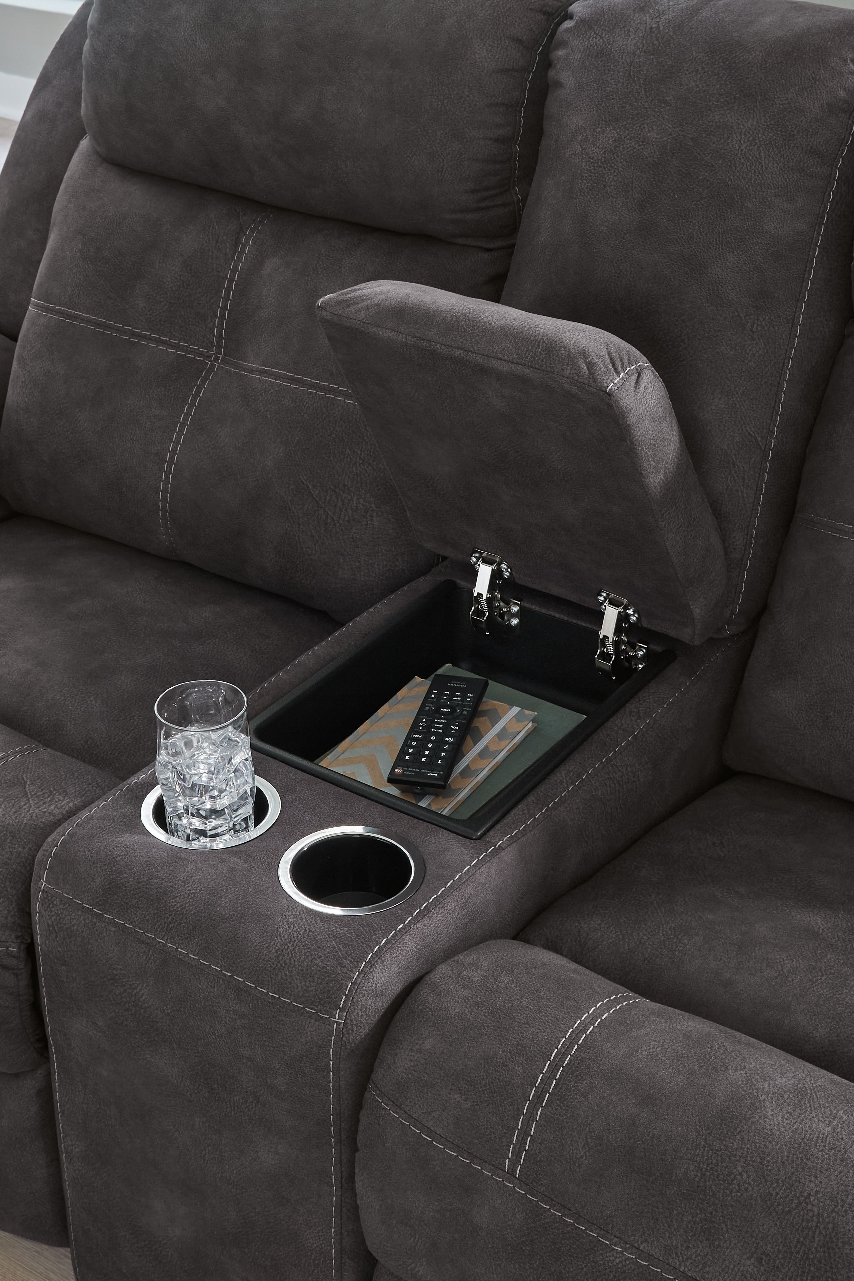 Ashley Furniture Brysonview - Double Reclining Loveseat With Console - Charcoal - Image 8