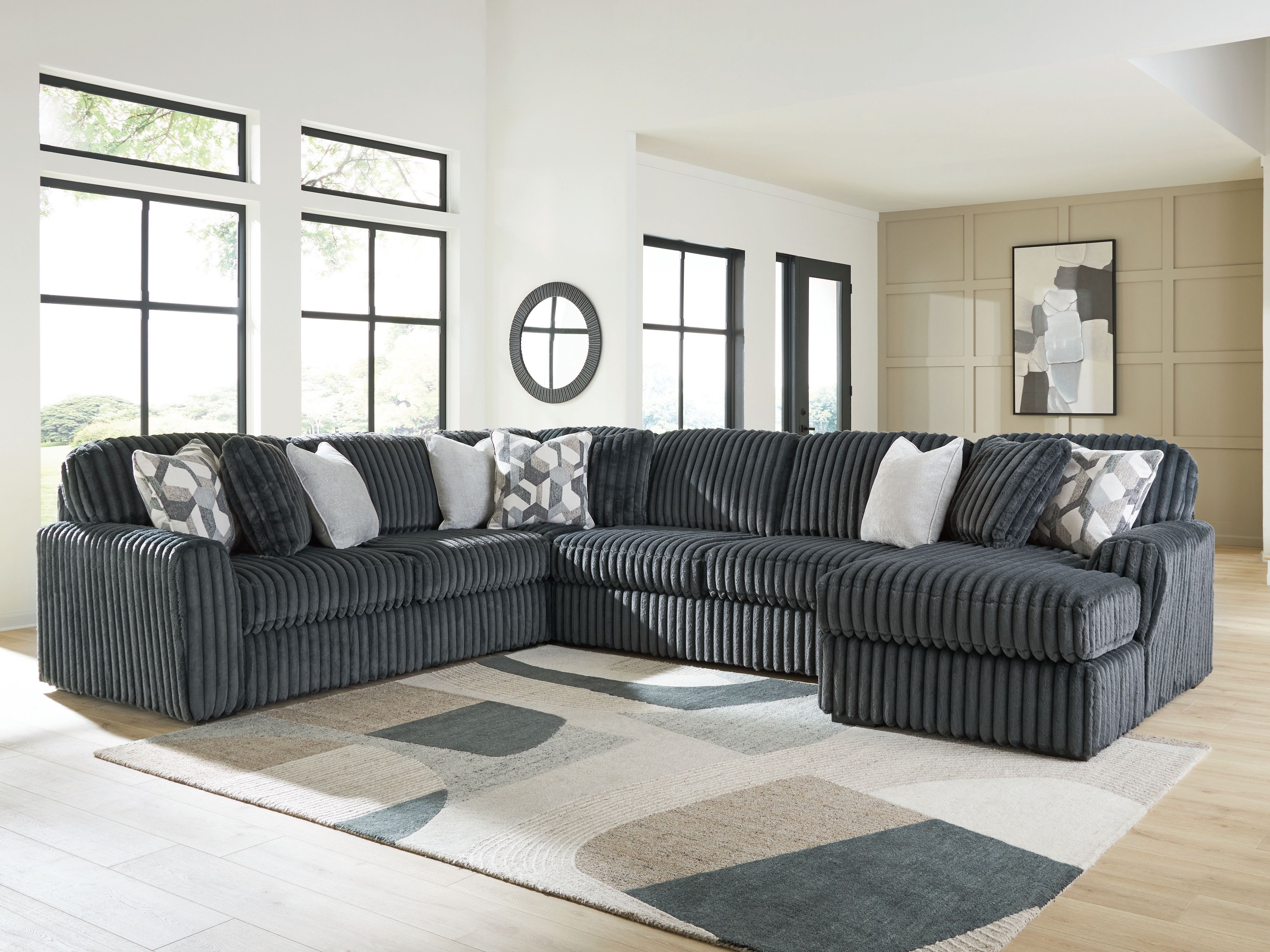 Midnight-Madness - 4-Piece Sectional With RAF Corner Chaise - Gunmetal