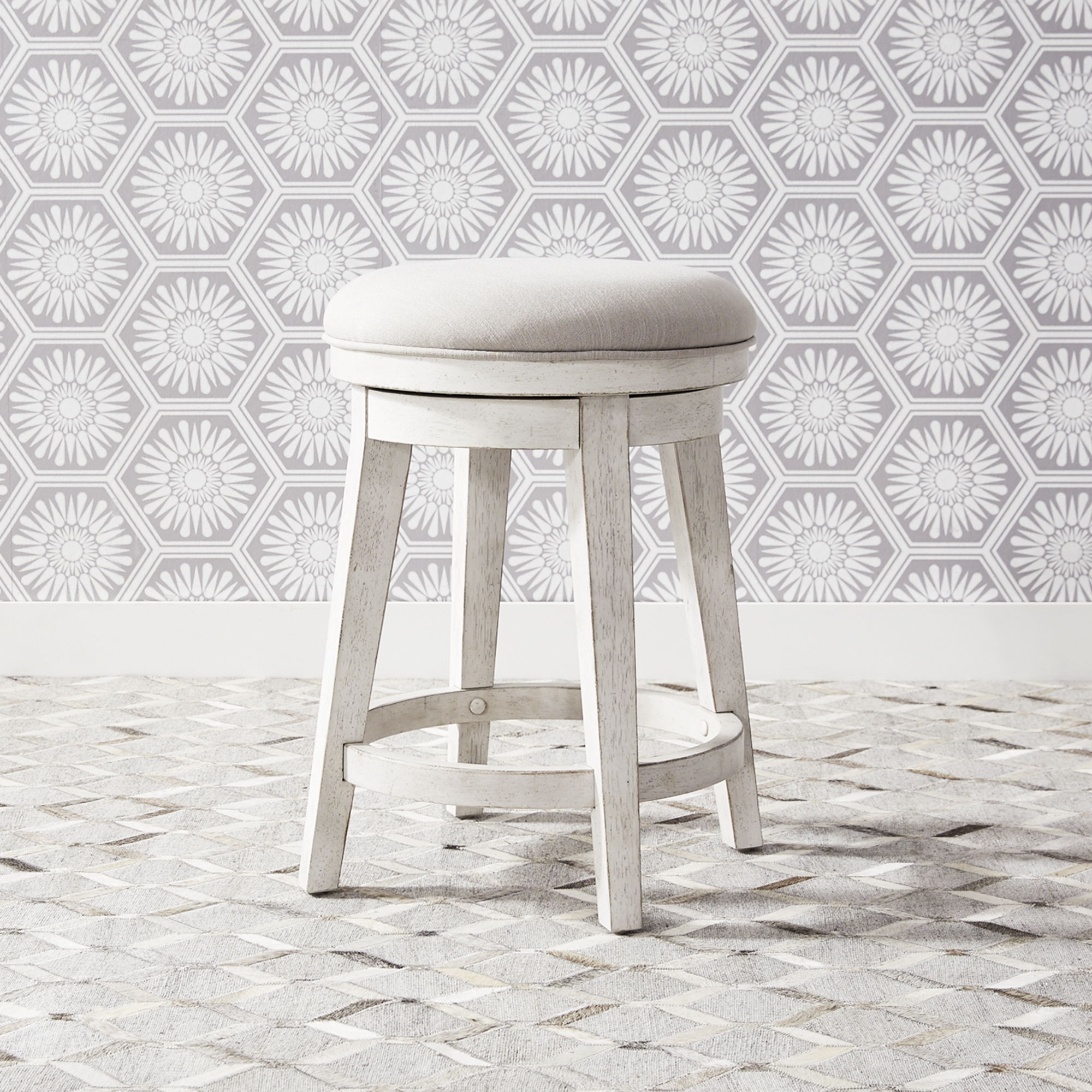 Liberty Furniture Modern Farmhouse - Console Swivel Stool - White