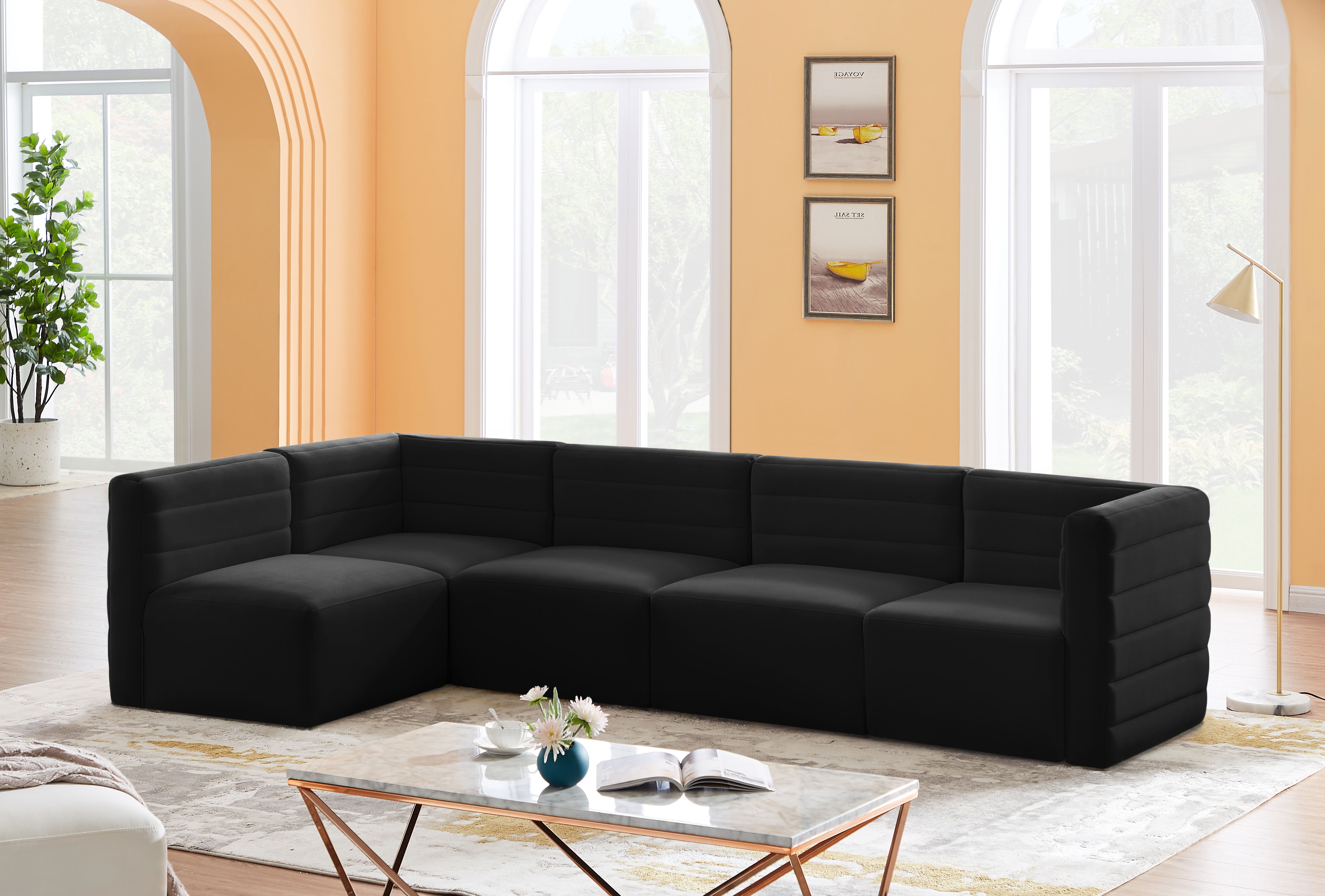 Quincy - 5 Piece Modular Sectional - Black