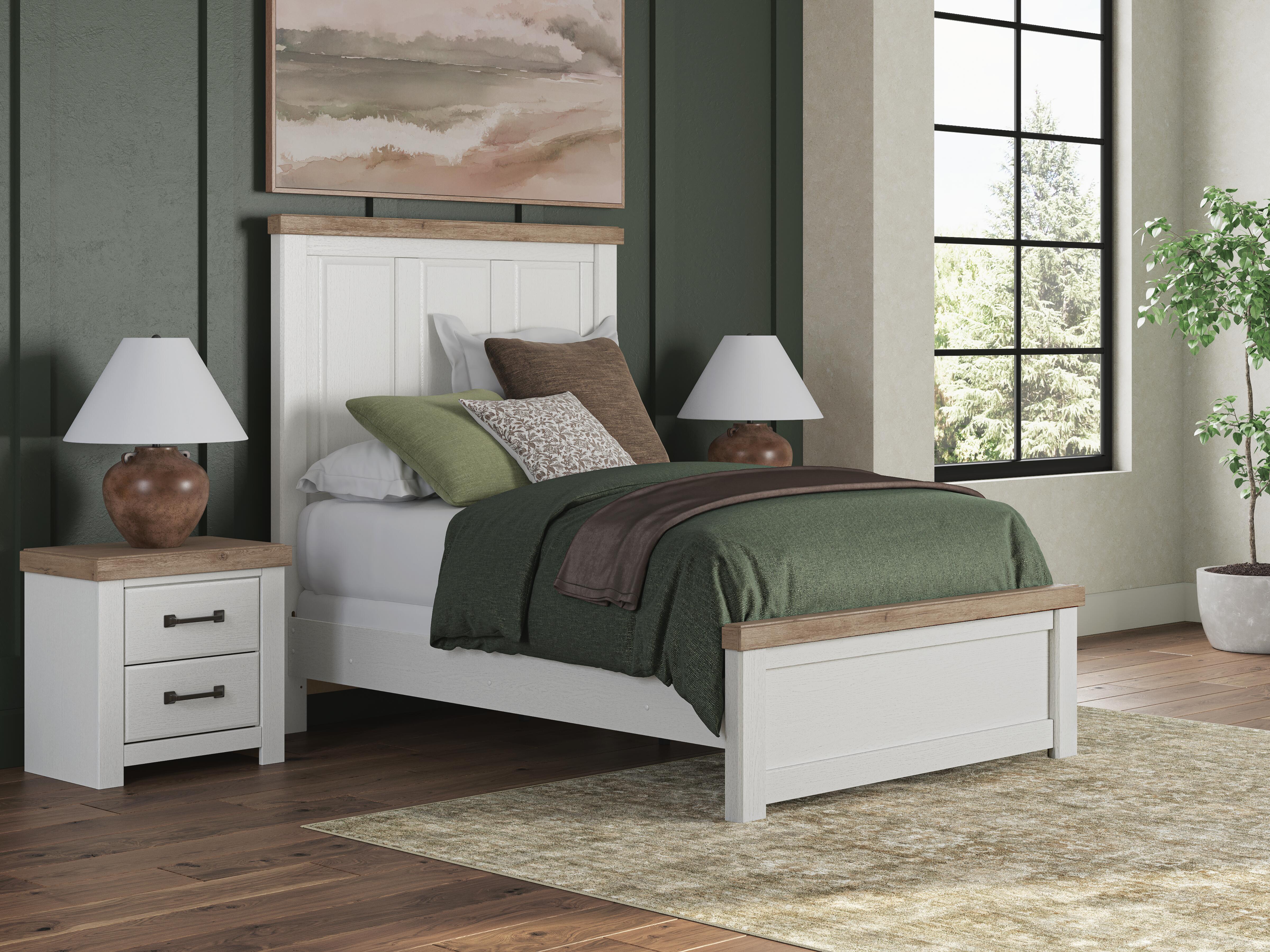 Savonport - Full Panel Bed - White / Brown