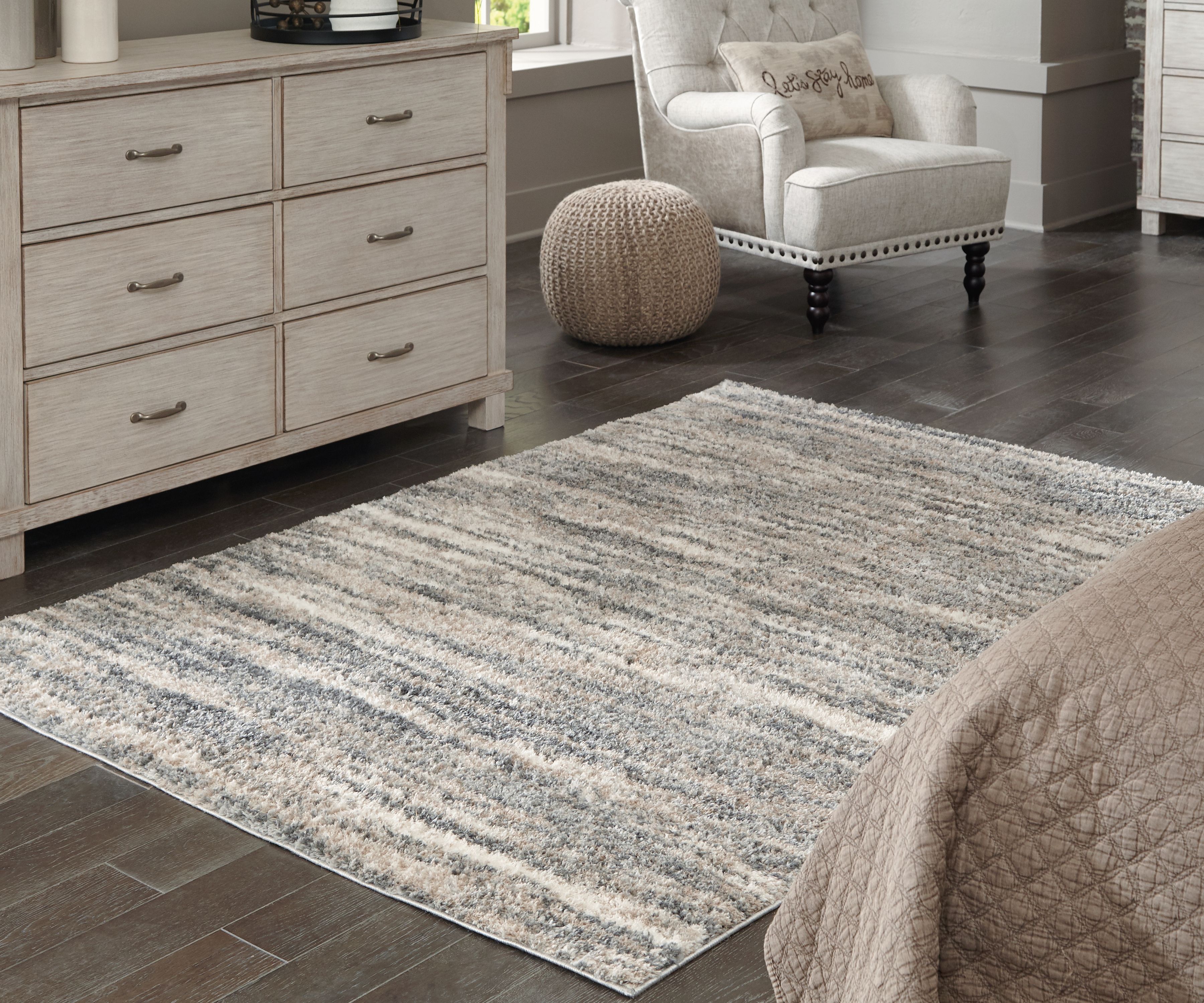 Gizela - 5' x 7' Rug - Ivory / Beige / Gray
