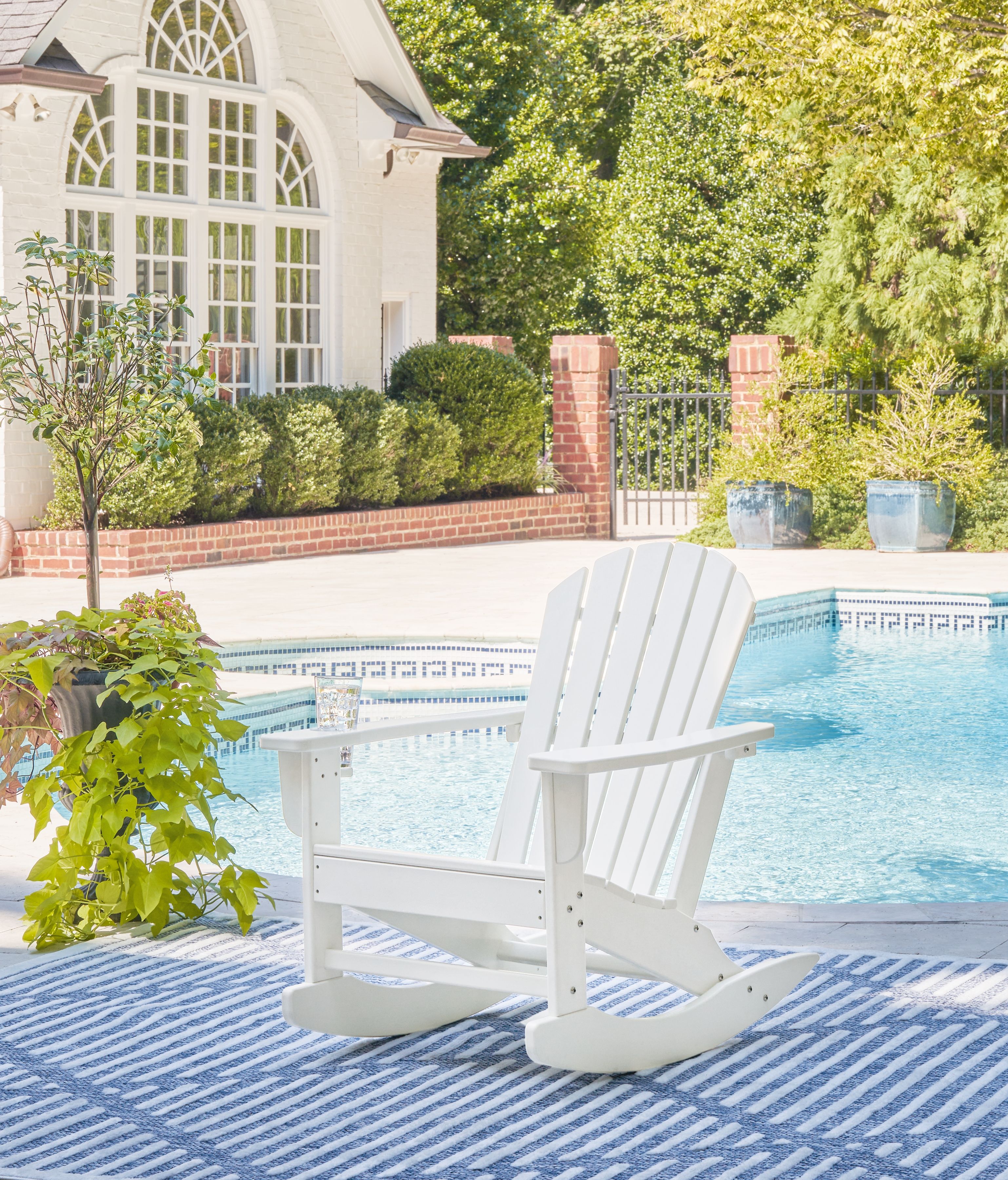 Sundown Treasure - Rocking Chair - White
