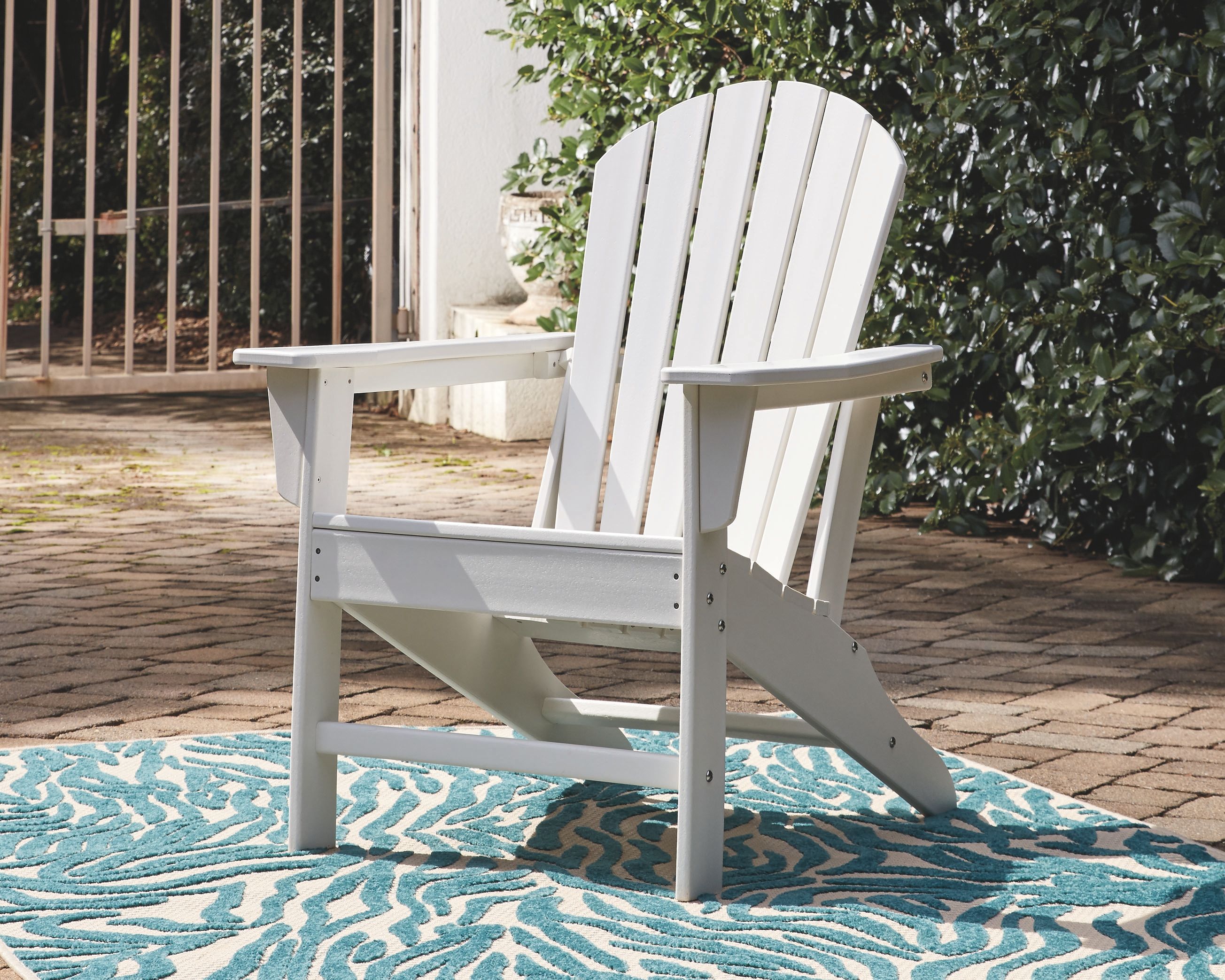 Ashley Furniture Sundown Treasure - 3 Pc. - Conversation Set - White - Image 2