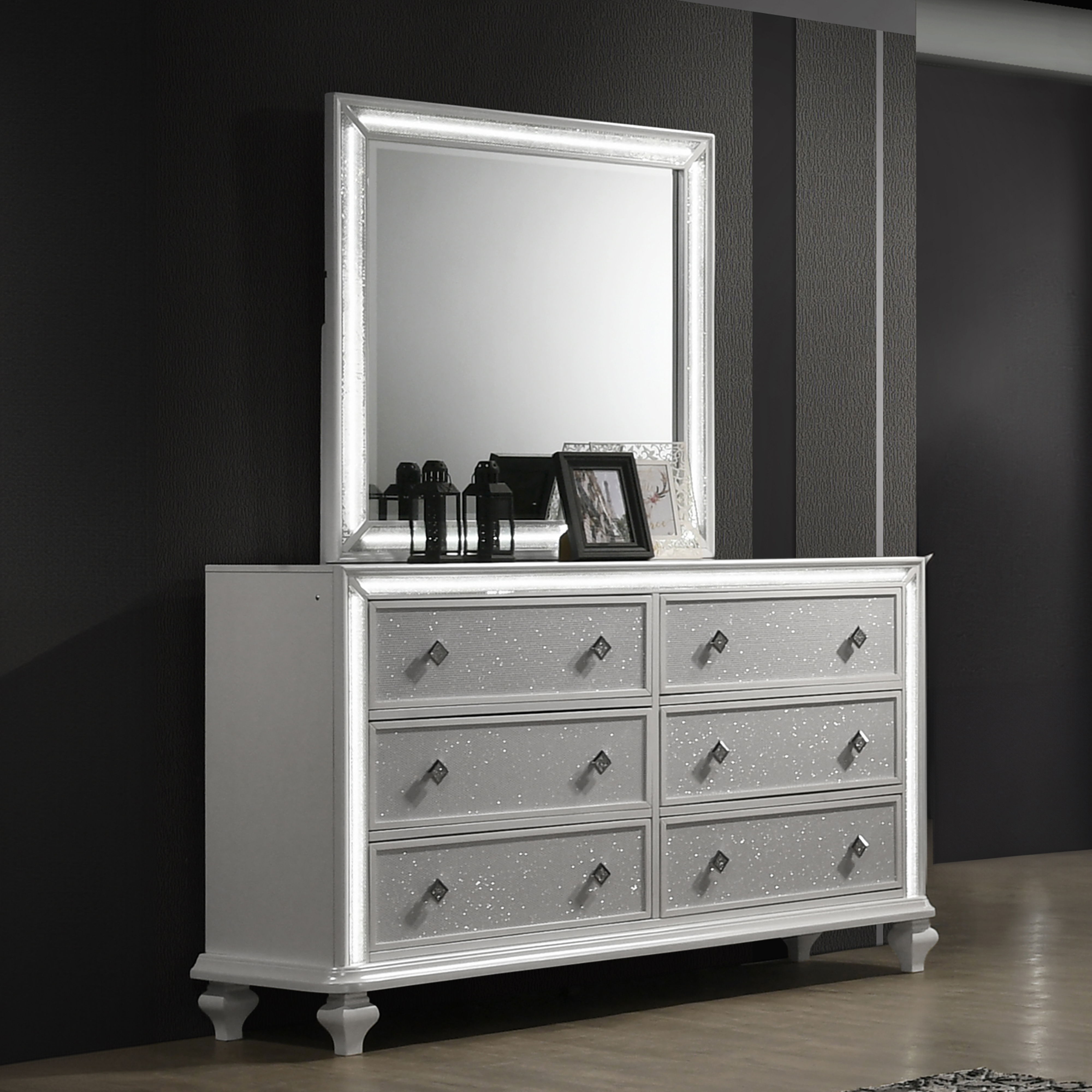 Dresser & Mirror