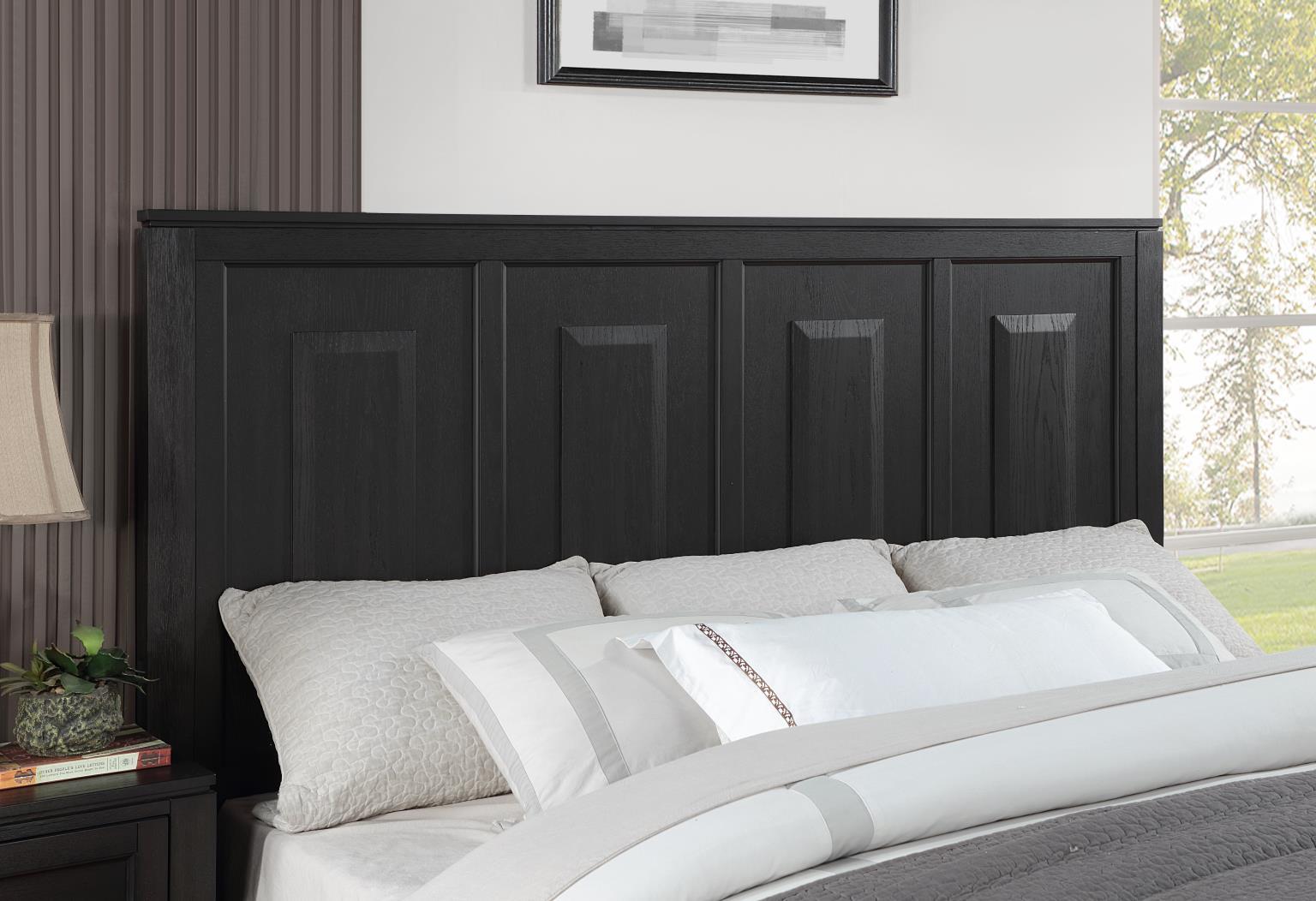 B236 - Queen Bed - Black / Gold