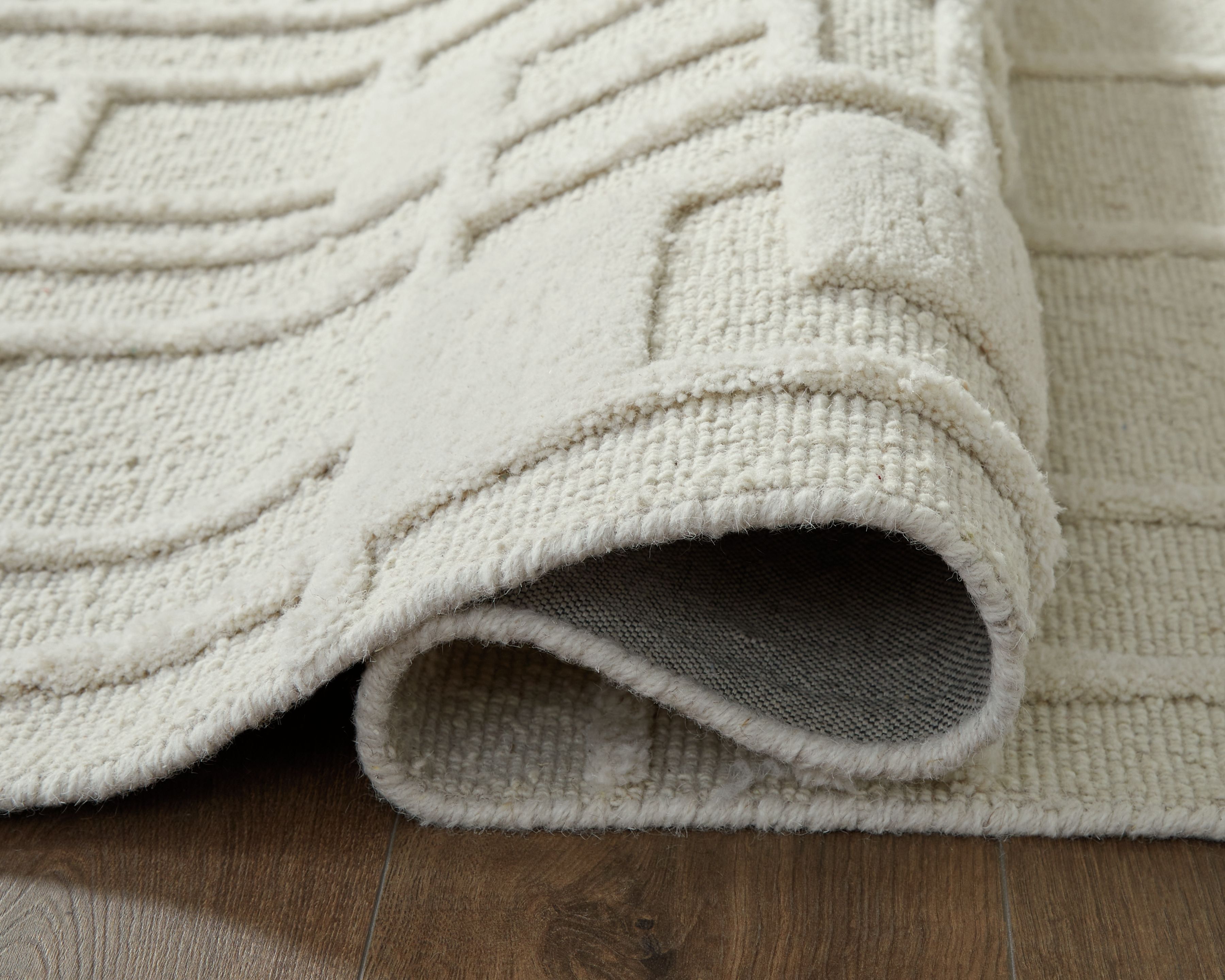 Empriss - 5' x 7' Rug - Ivory